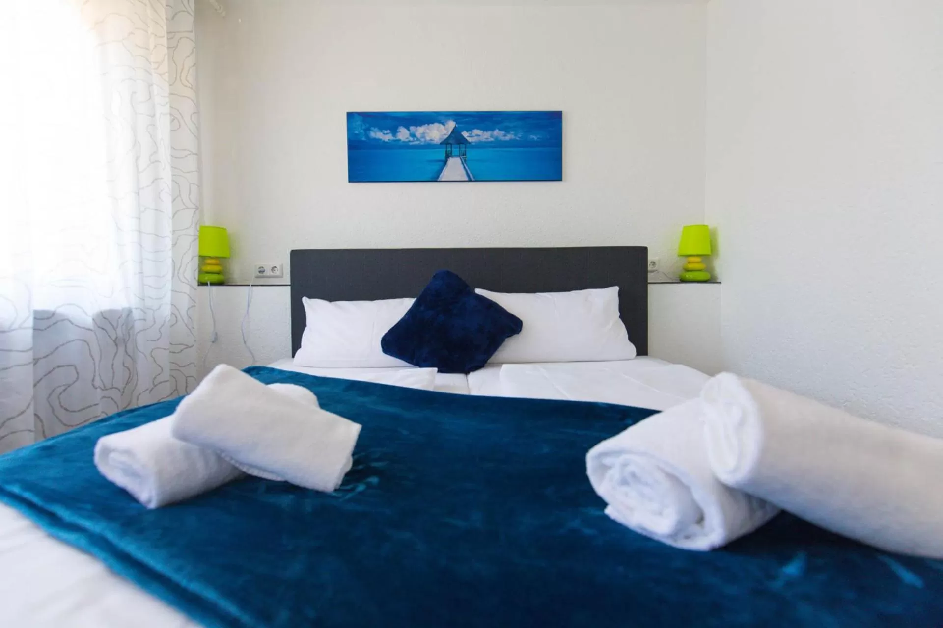 Photo of the whole room, Bed in Hotel Berlin