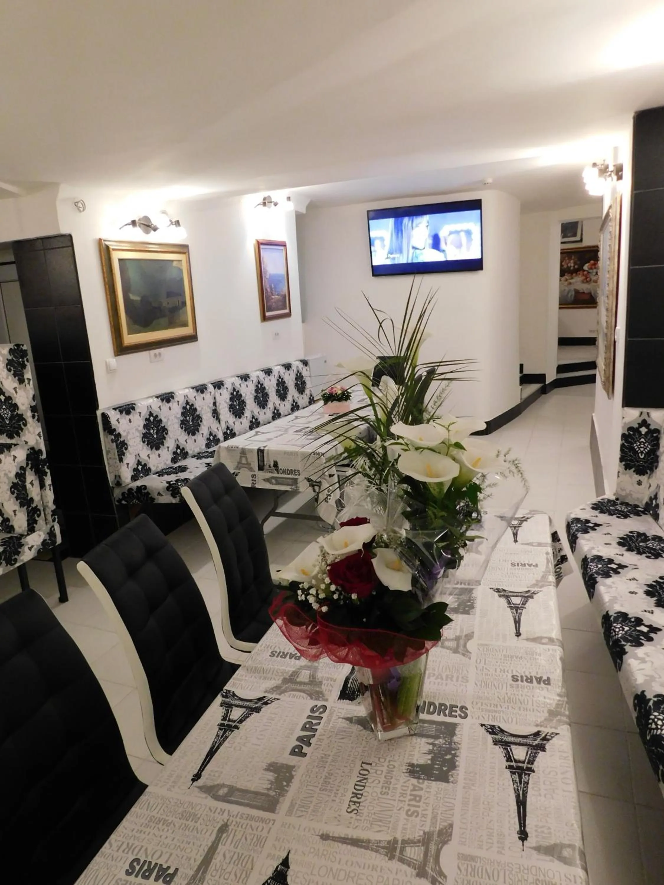 Meeting/conference room in Villa Forever