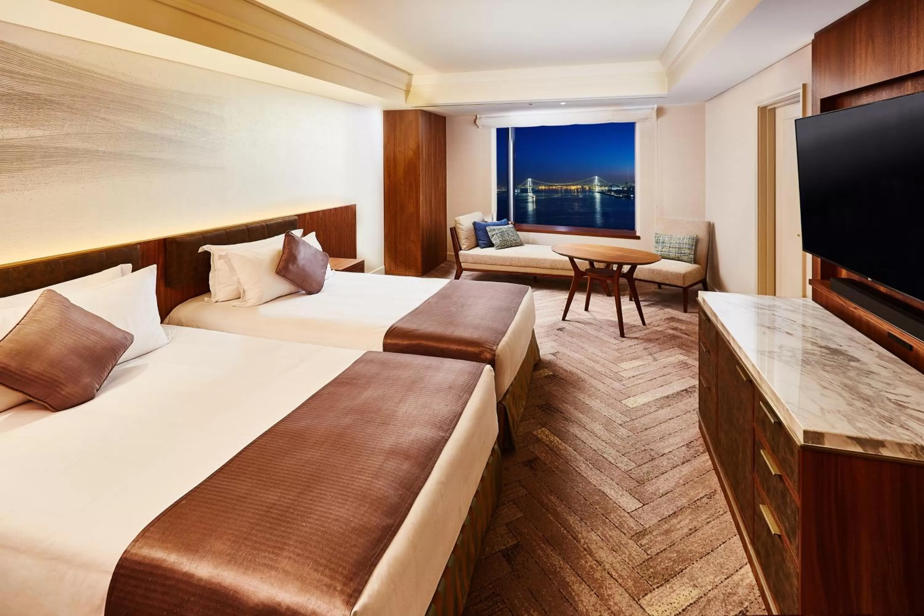 Photo of the whole room, Bed in InterContinental Tokyo Bay by IHG