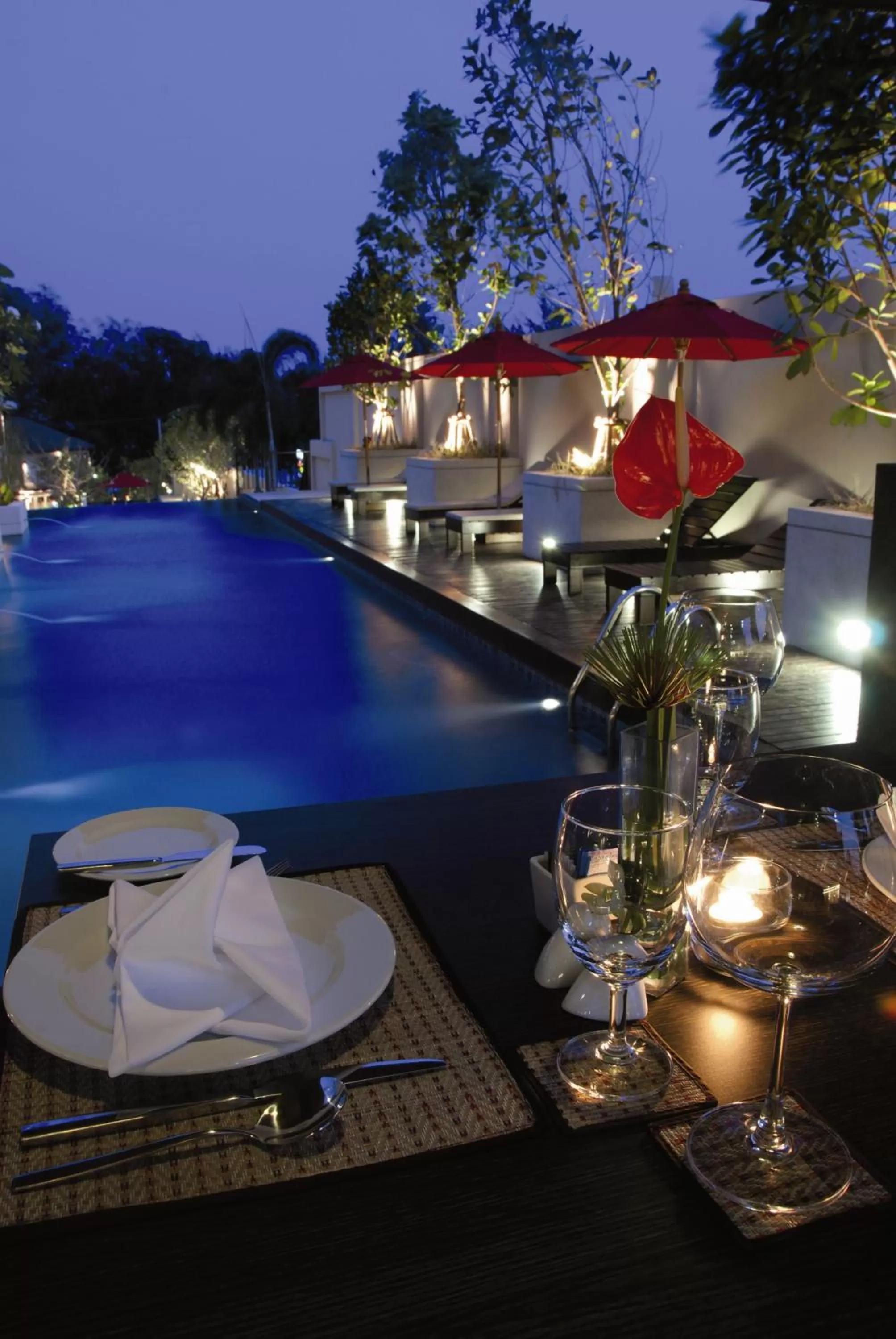 Swimming pool in Tara Mantra Cha-Am Resort