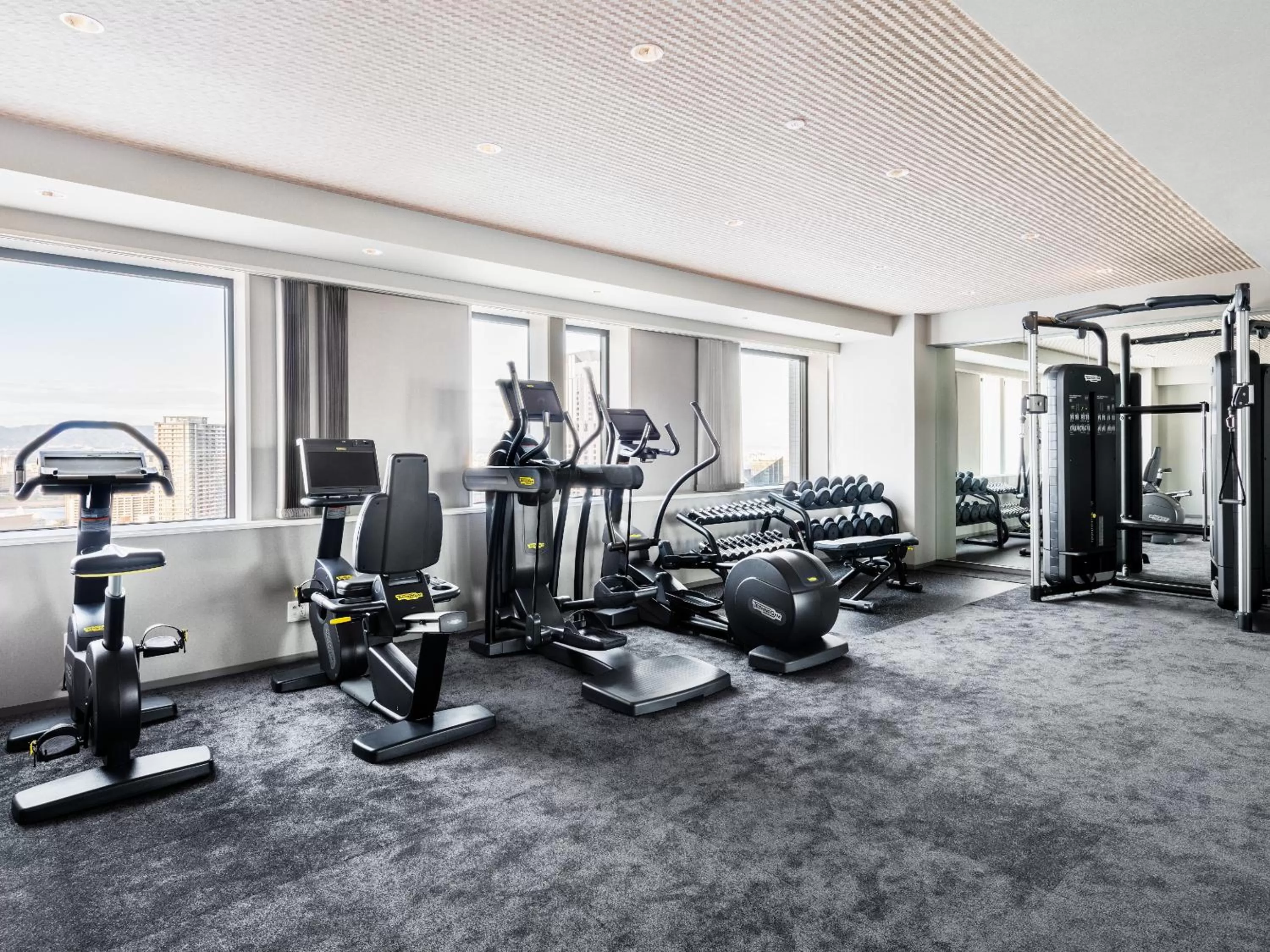 Fitness centre/facilities in Hotel Hankyu RESPIRE OSAKA