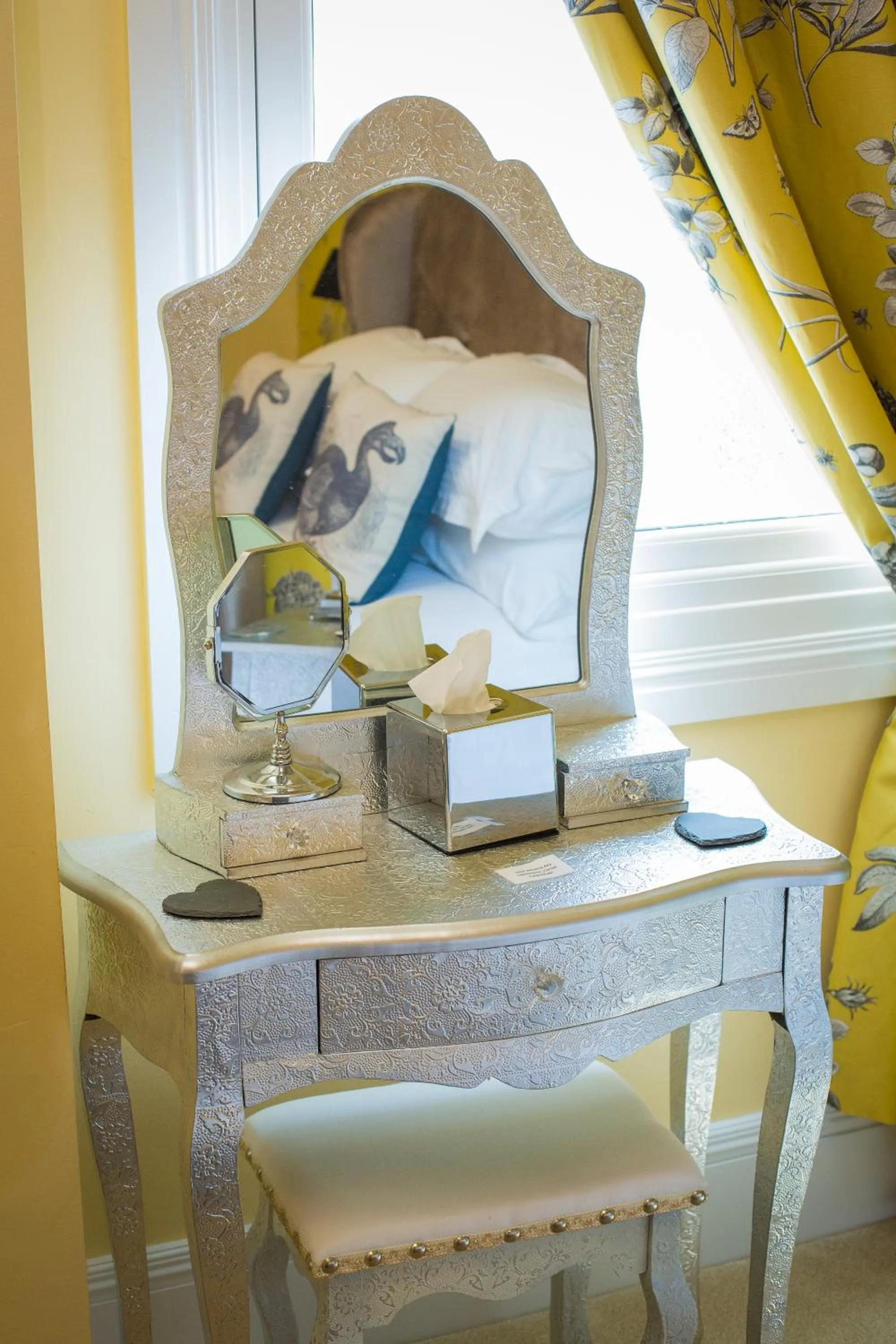 Bedroom in Studios At Glenthorne