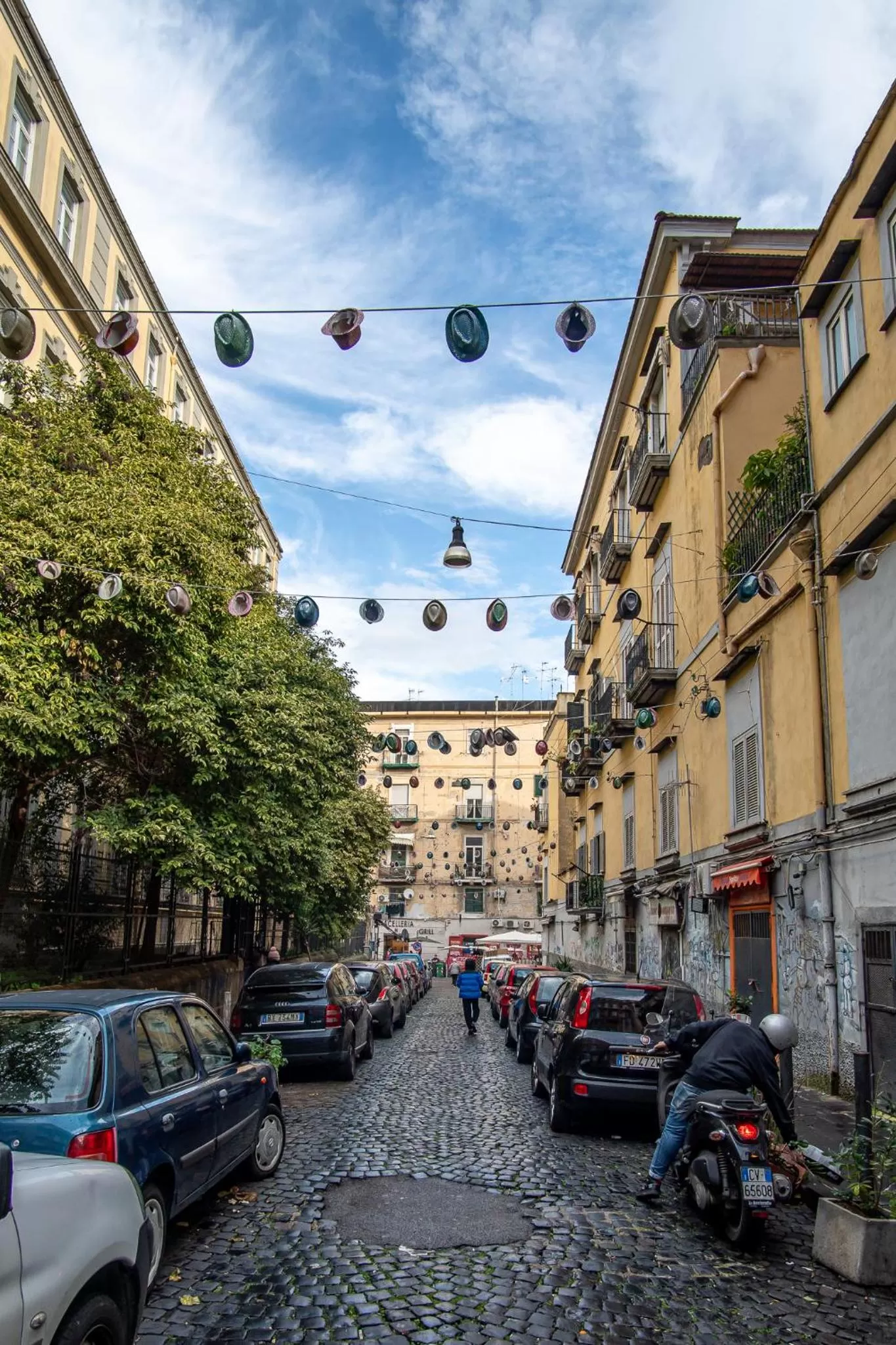 Property building in Naos