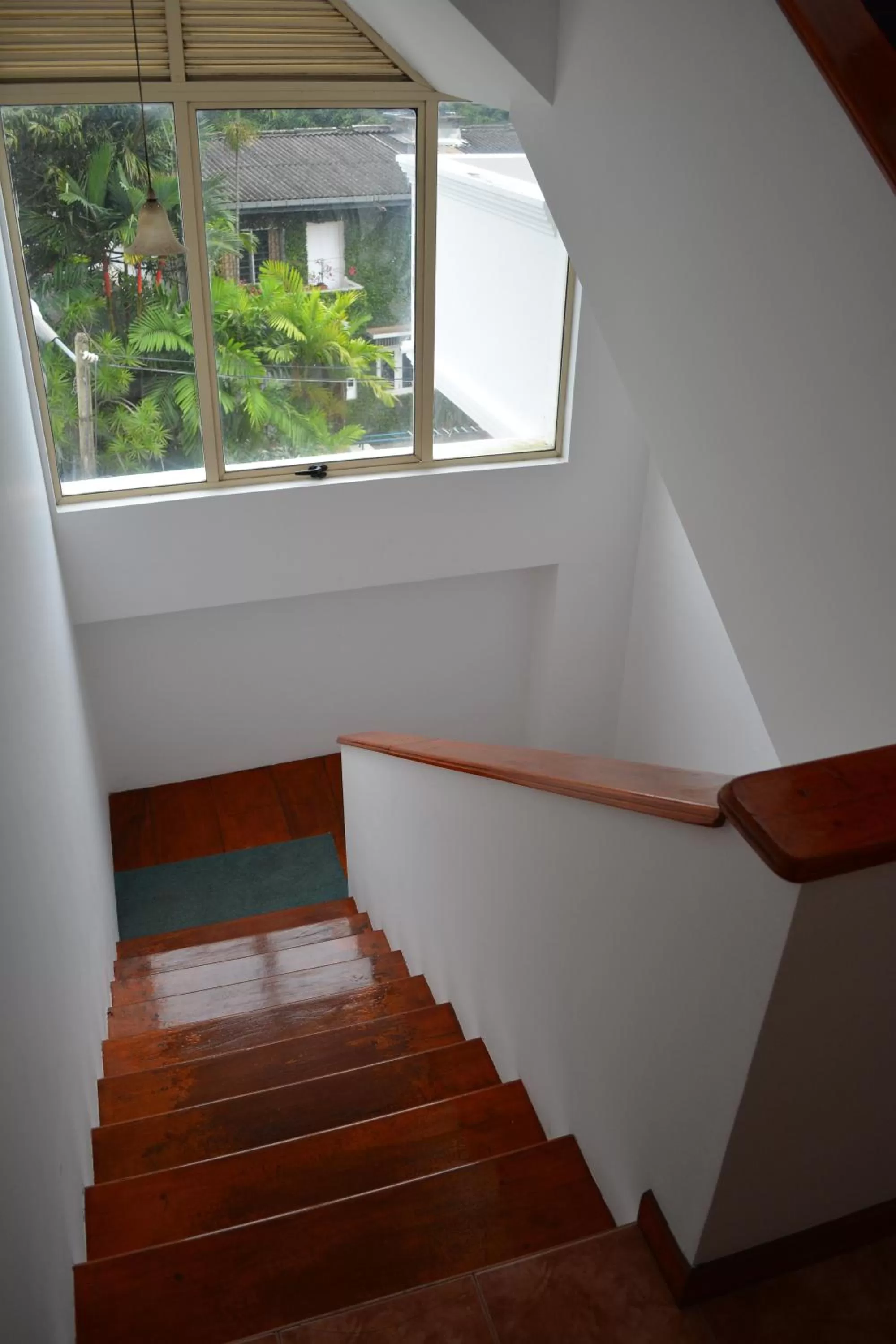 Day in West Inn Colombo