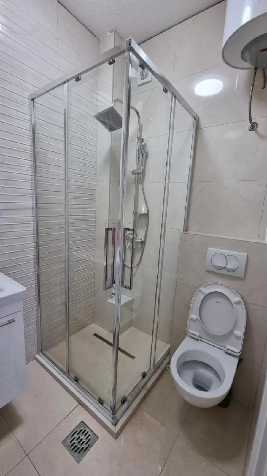 Bathroom in Elan Luxury Apartments & Lounge Bar