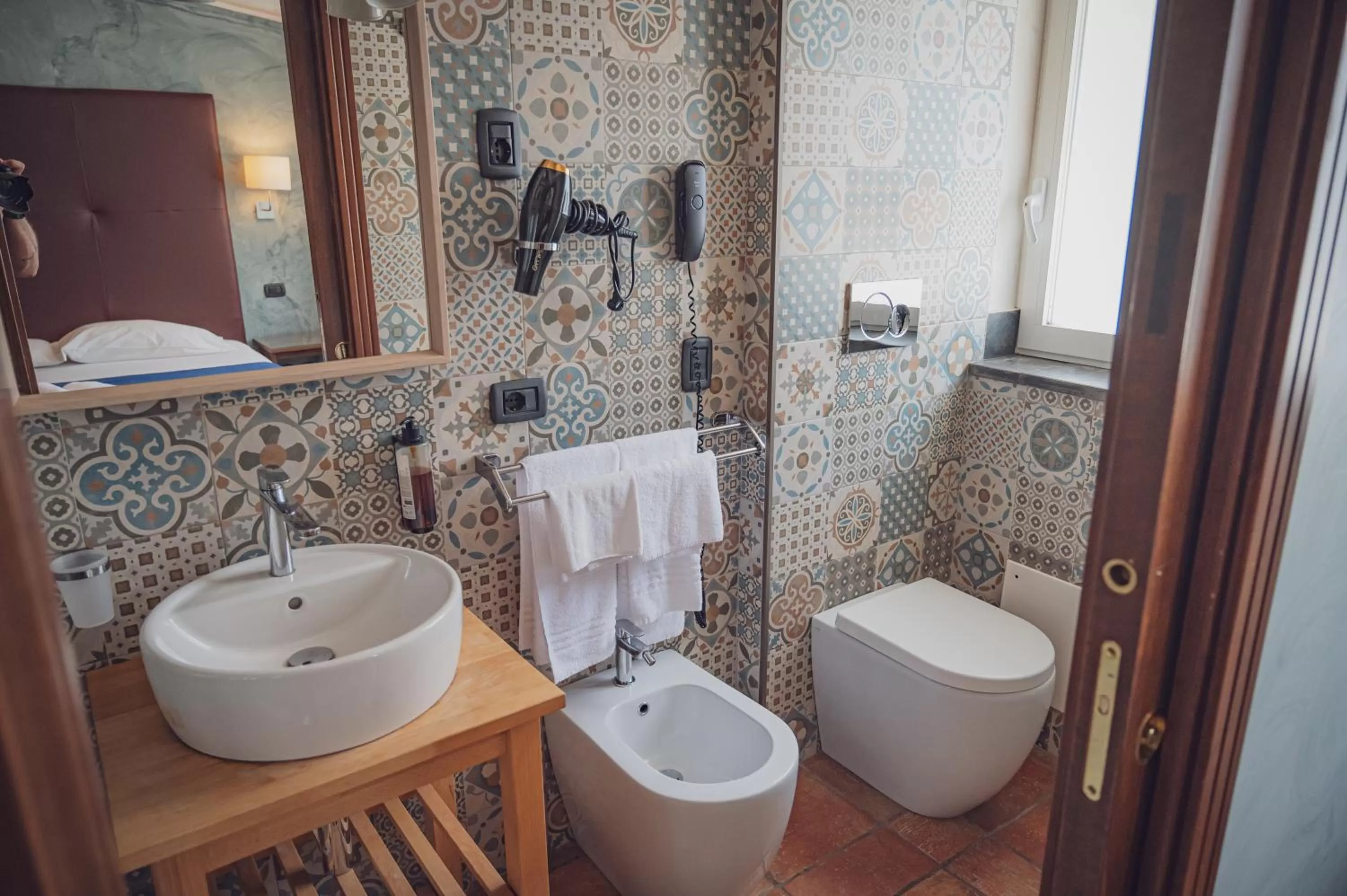 Shower, Bathroom in La Dimora del Faro