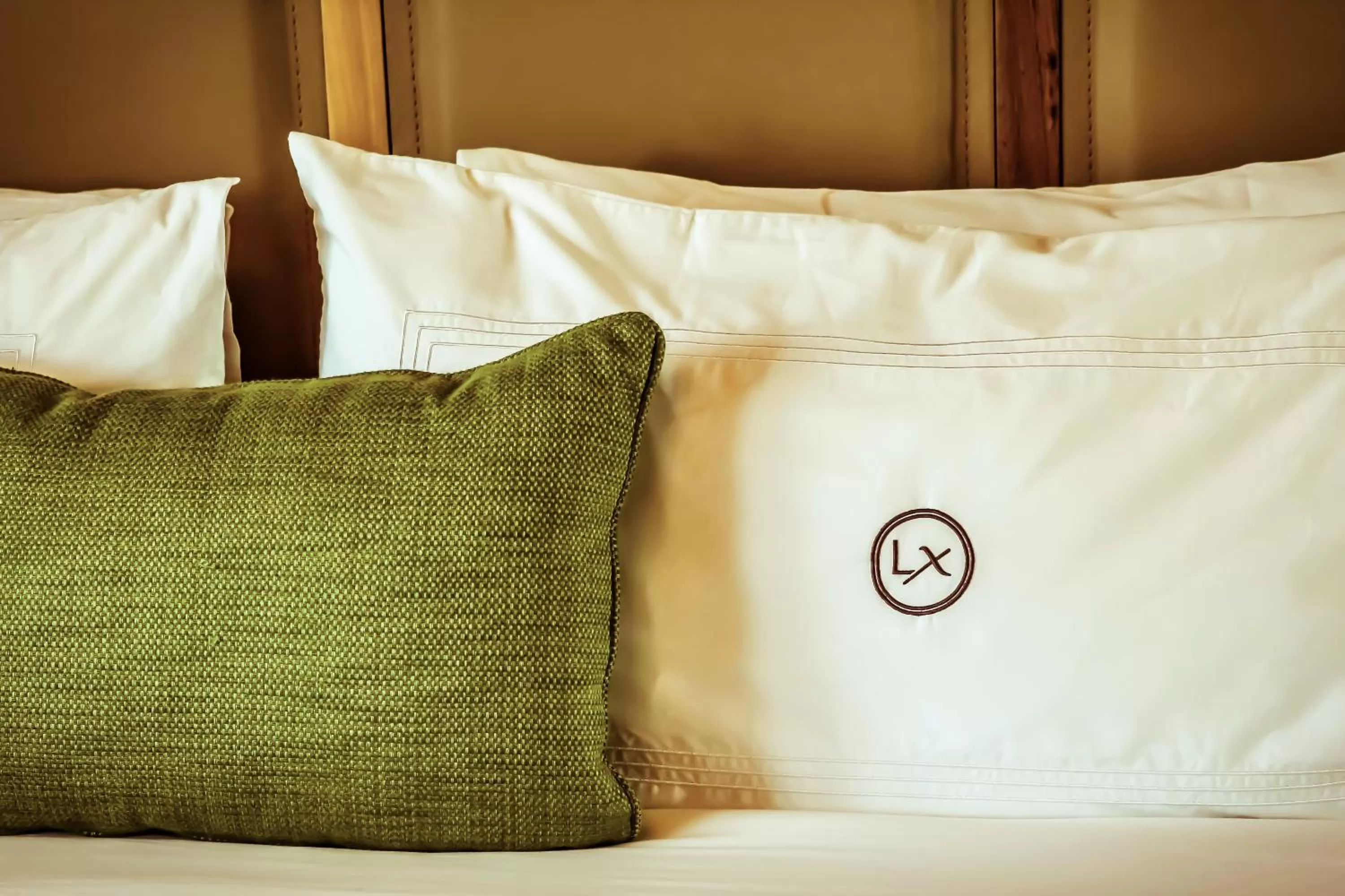 Bed in Lennox Miami Beach