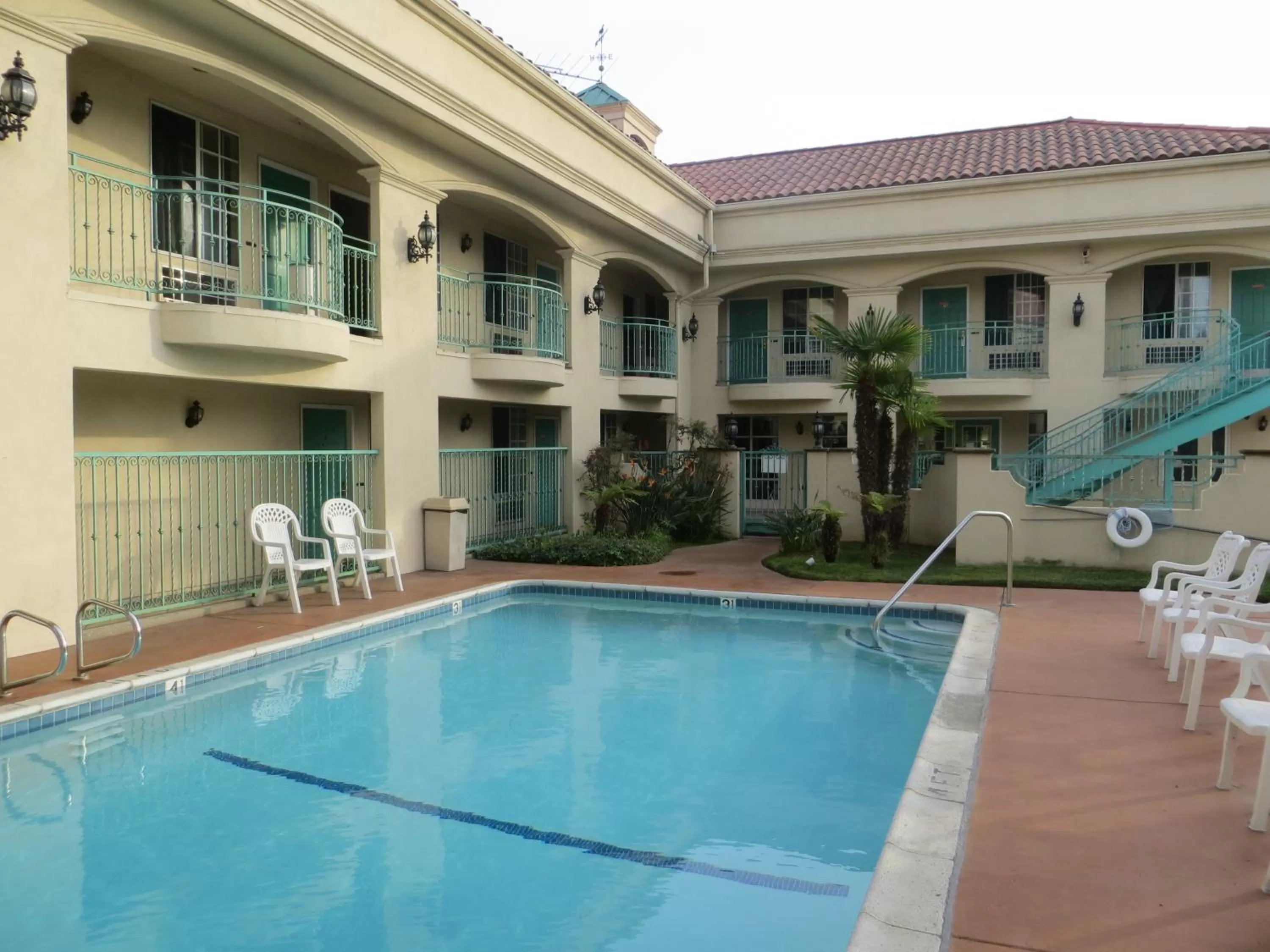 Swimming pool in LYFE INN & SUITES by AGA - LAX Airport