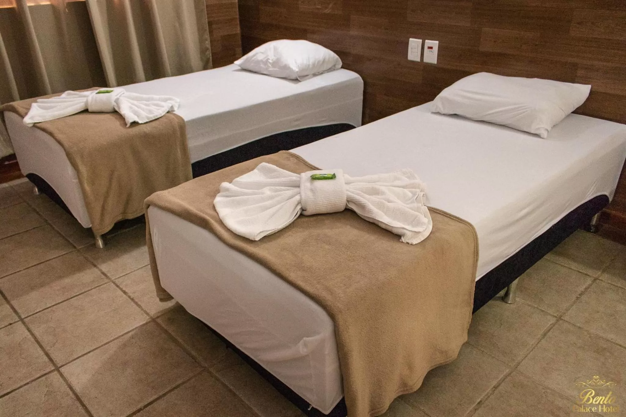 Bed in Bento palace hotel