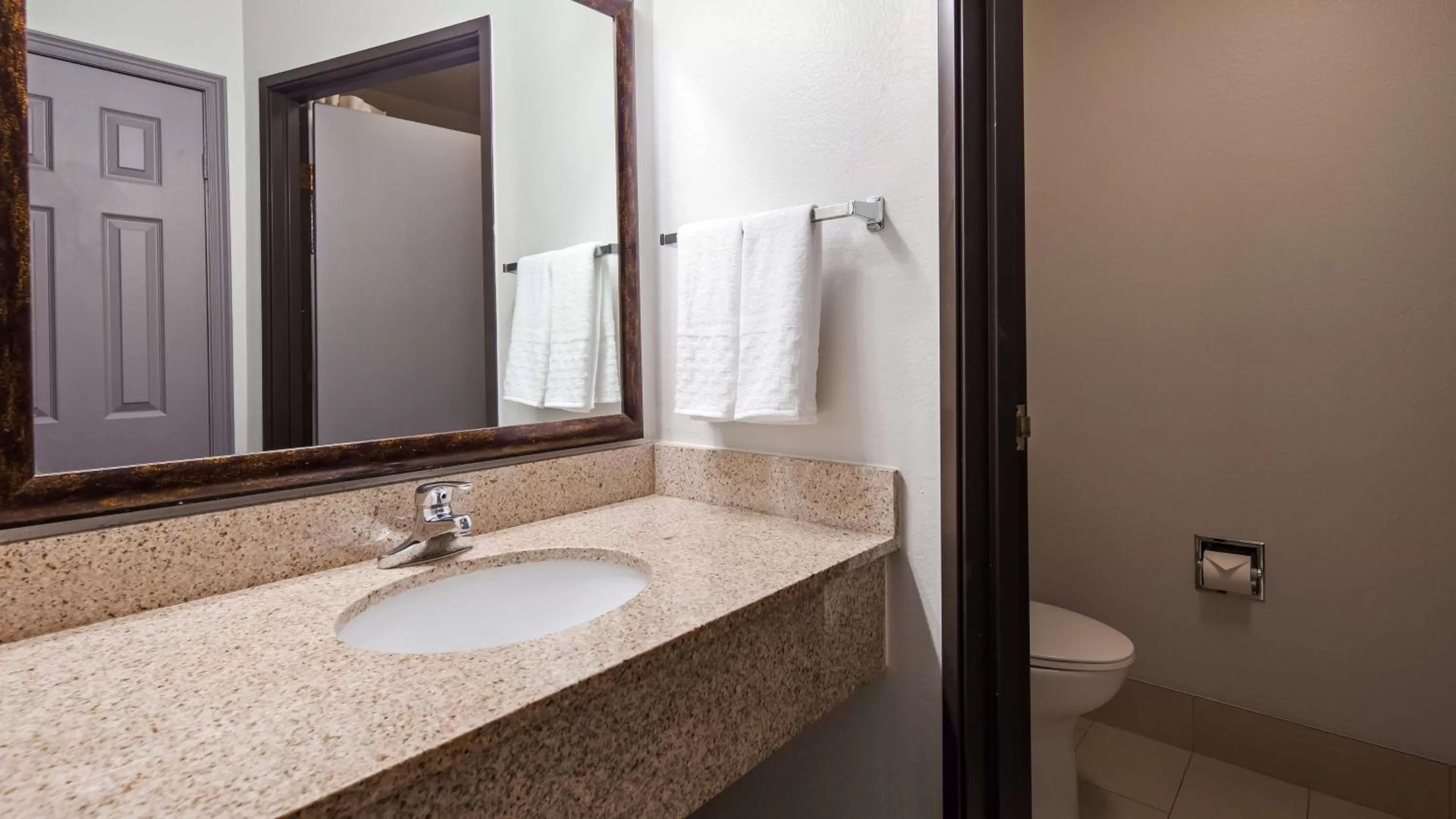 Queen Room with Two Queen Beds and Roll-In Shower - Mobility Accessible in Best Western West Valley Inn