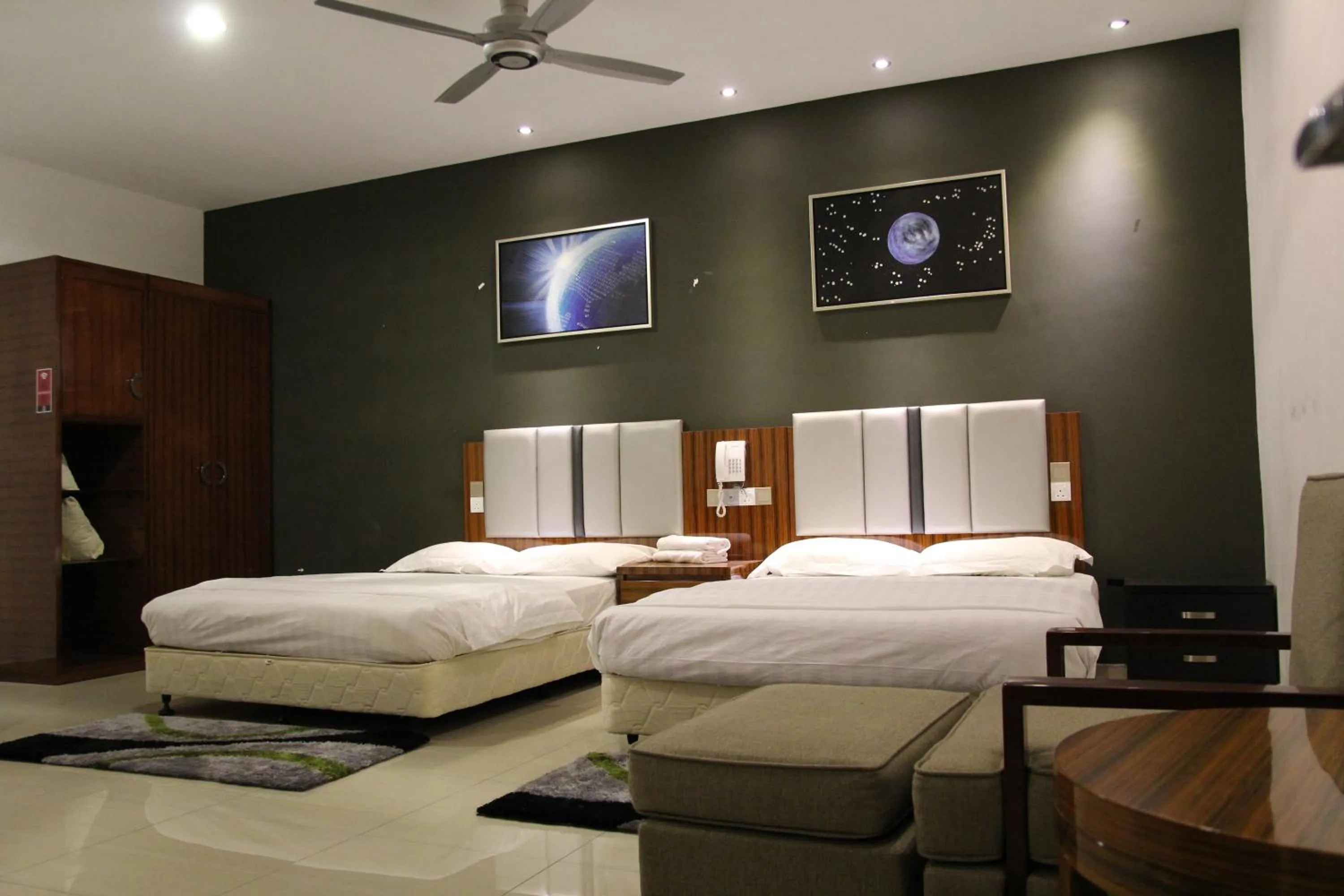 Photo of the whole room, Bed in M Design Hotel @ Seri Kembangan