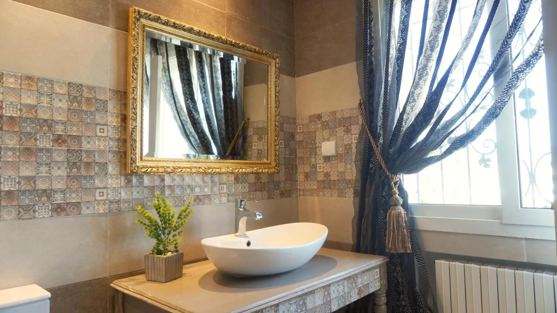 Shower, Bathroom in Dar Khereddine