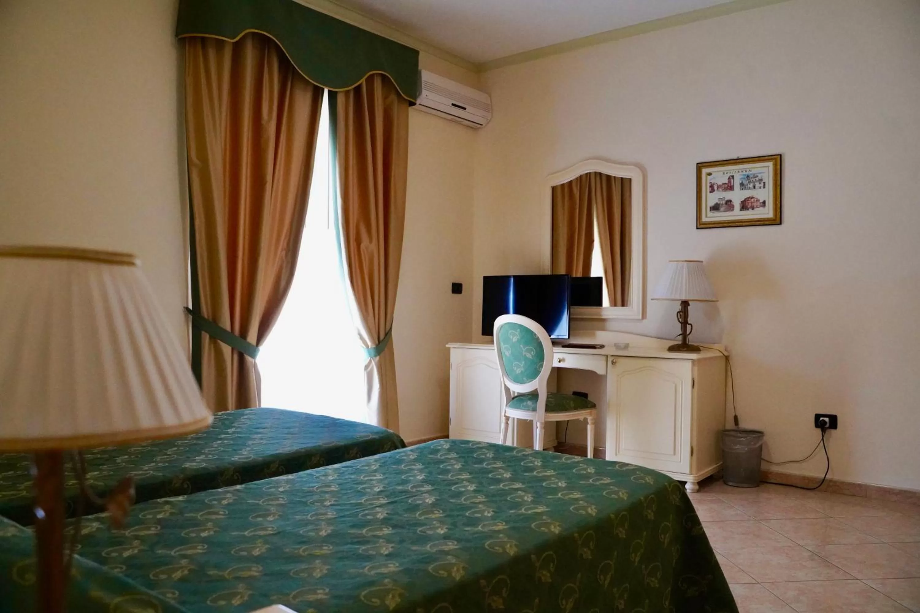 Bedroom, Bed in Hotel Roscianum Welness SPA