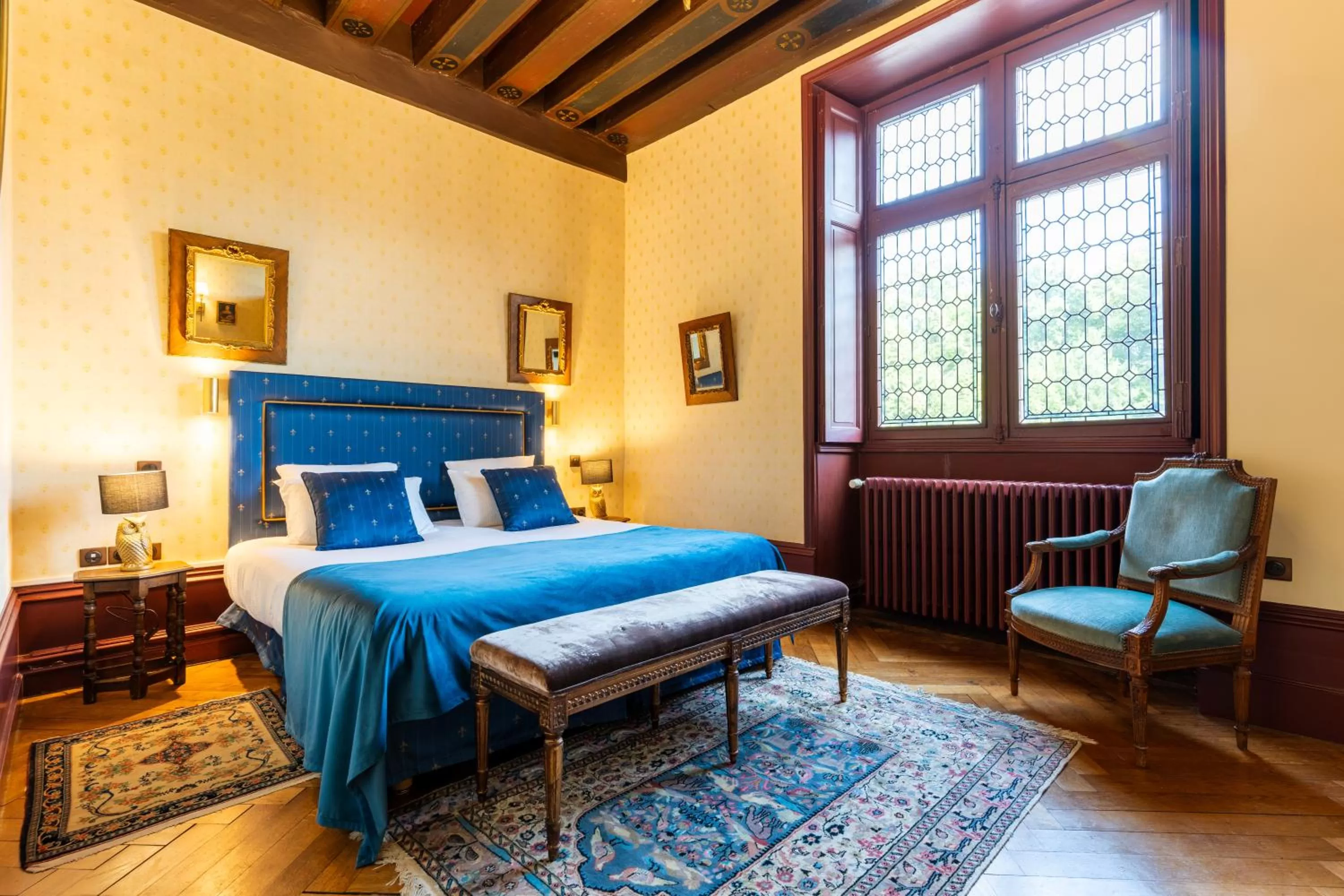Photo of the whole room, Bed in Le Manoir Saint Thomas