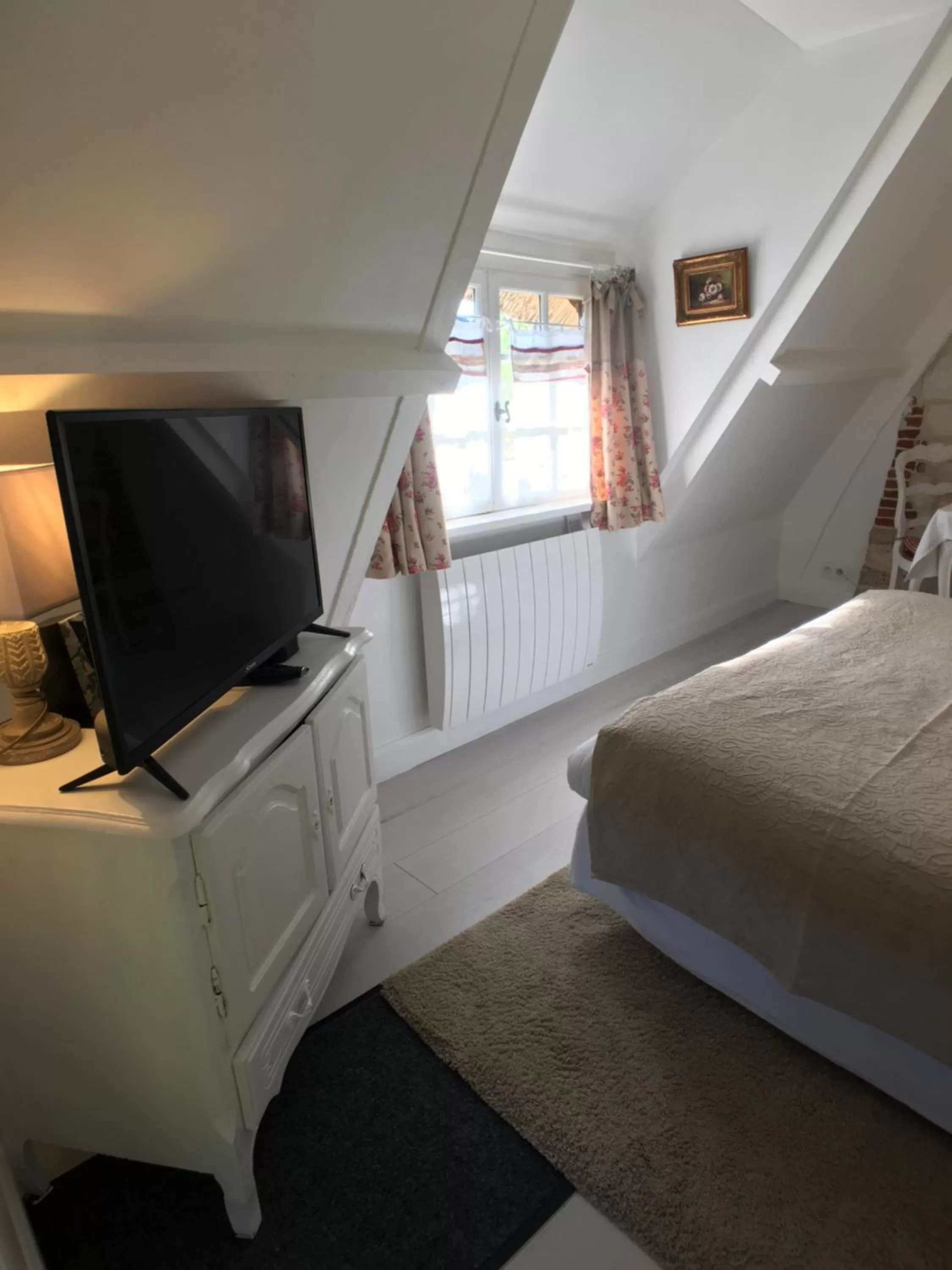 TV and multimedia, Bed in La Romance et la Romanesque