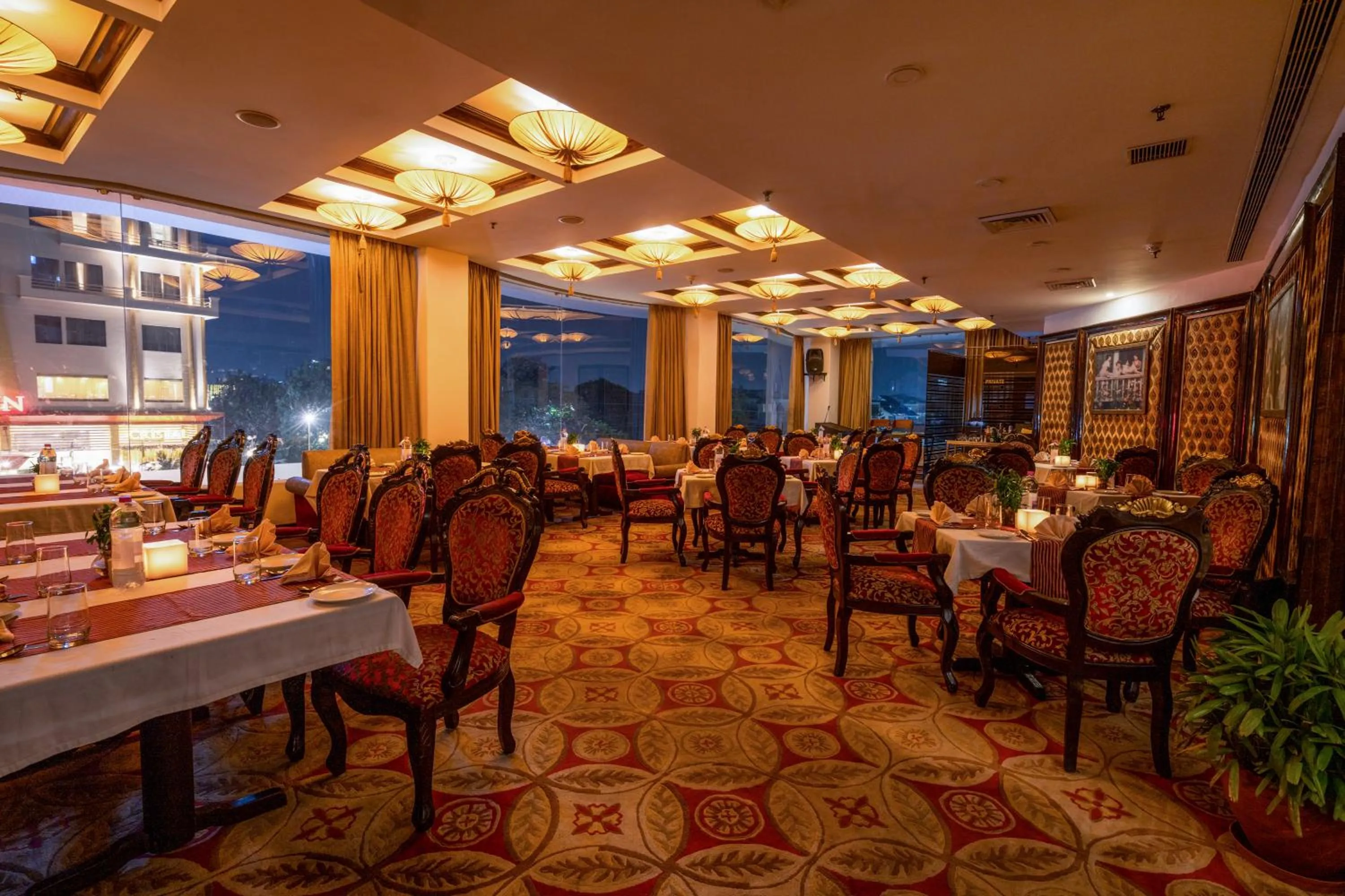 Restaurant/places to eat in Best Western Merrion