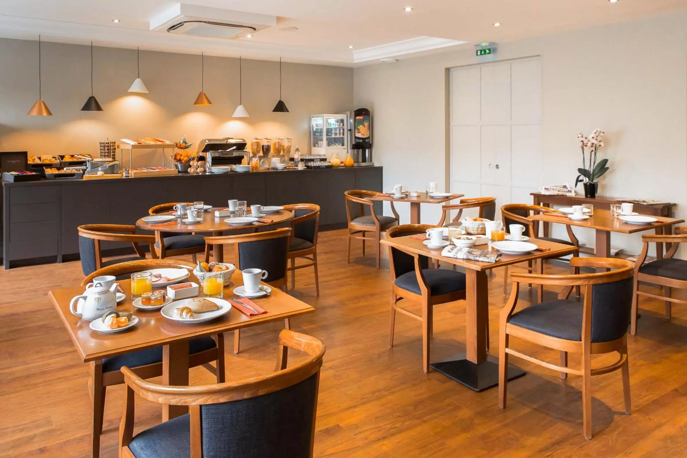 Hotel Montbriand Antony - Ancien Alixia