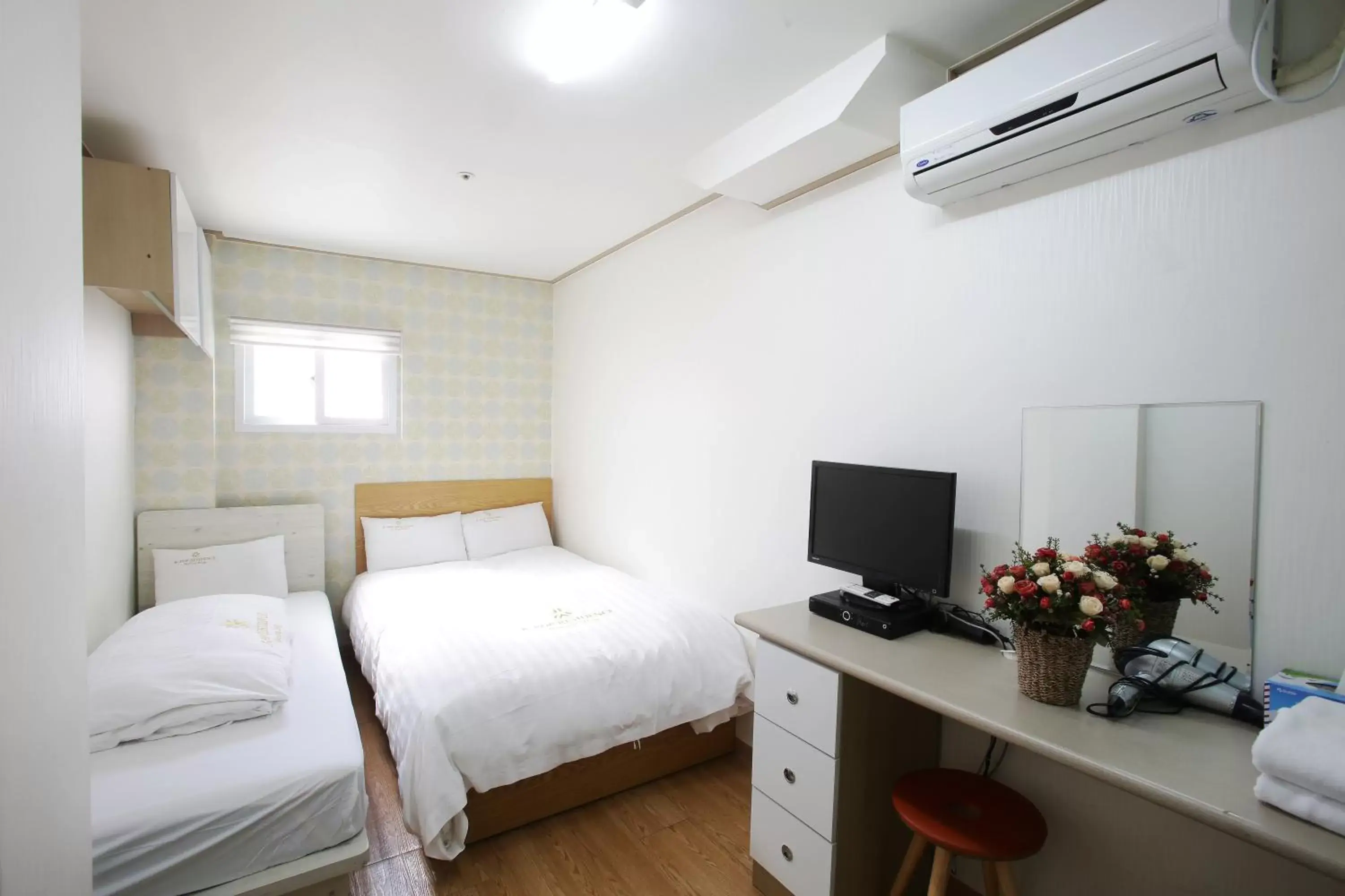 Triple Room in K-POP Residence Myeongdong 1 Triple Room in K-POP Residence Myeongdong 1