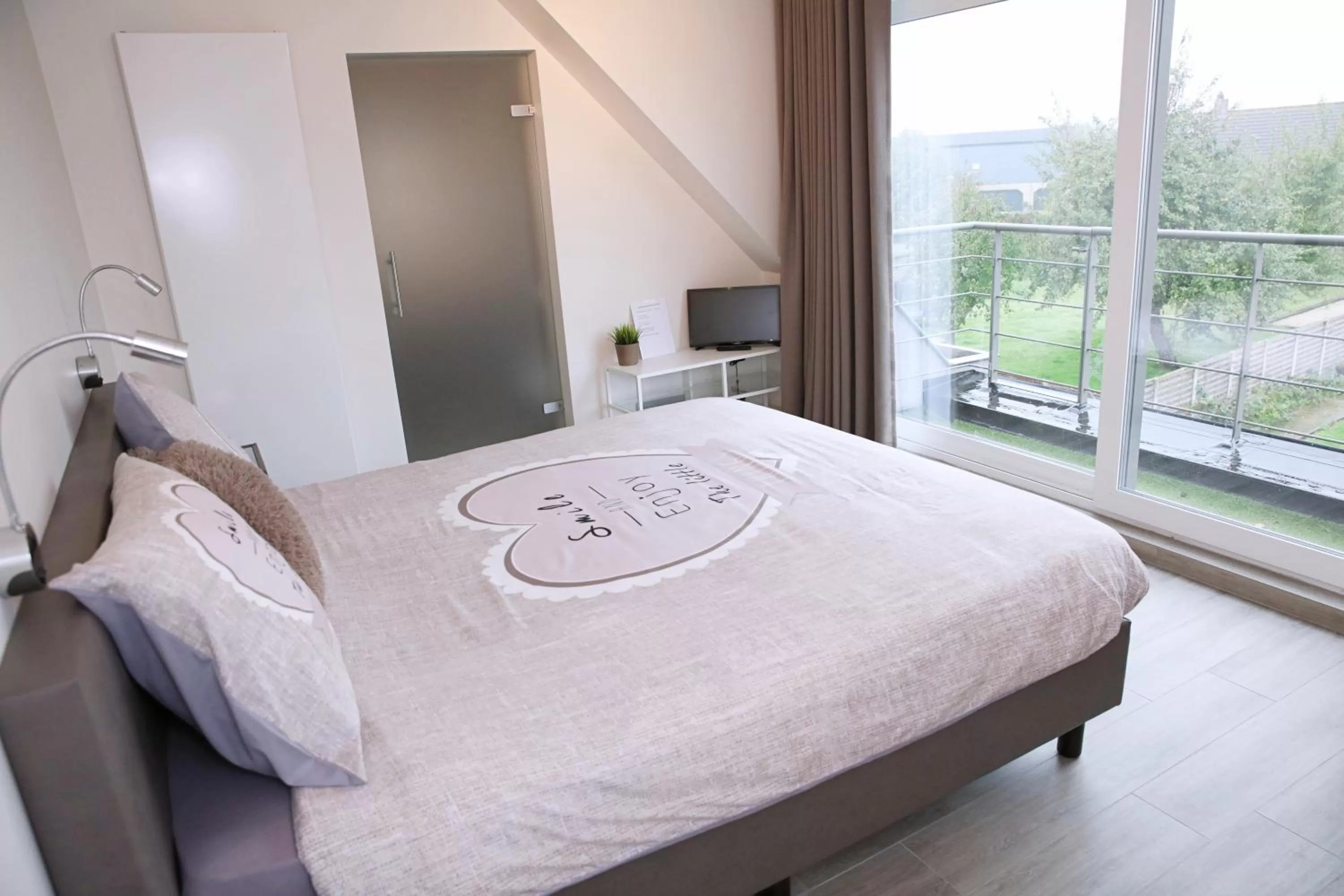 Bed in B&B Intermezzo