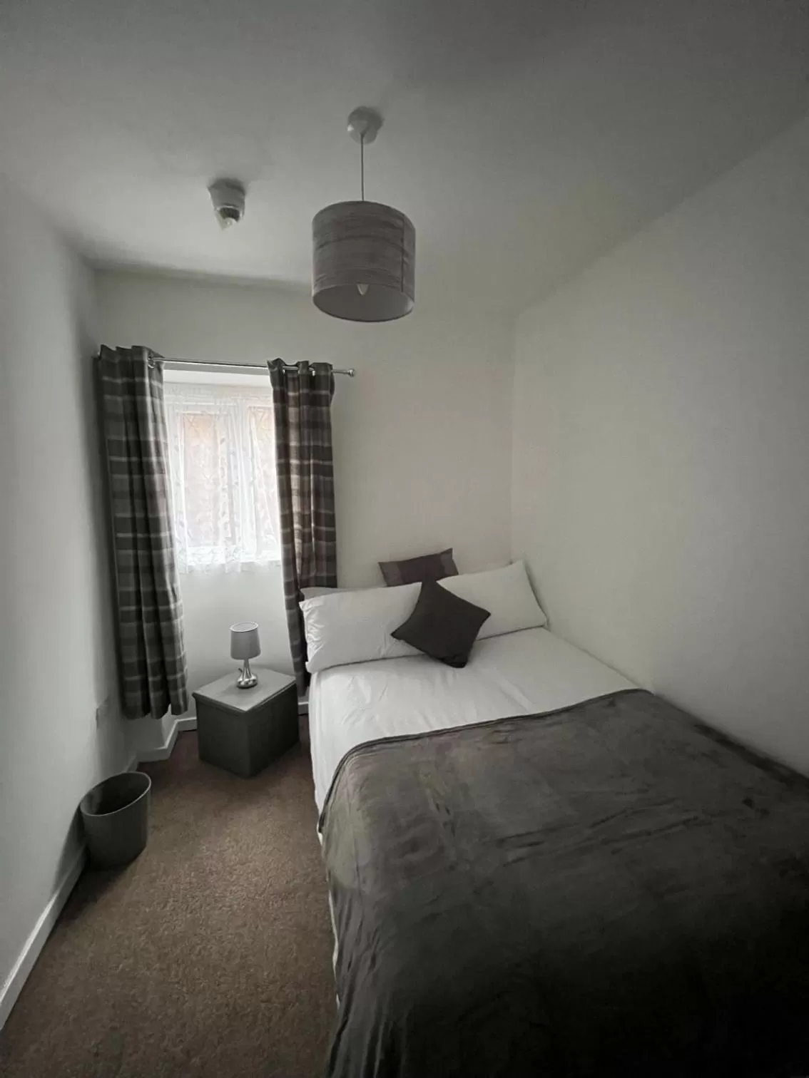 Bedroom, Bed in New Derina Hotel