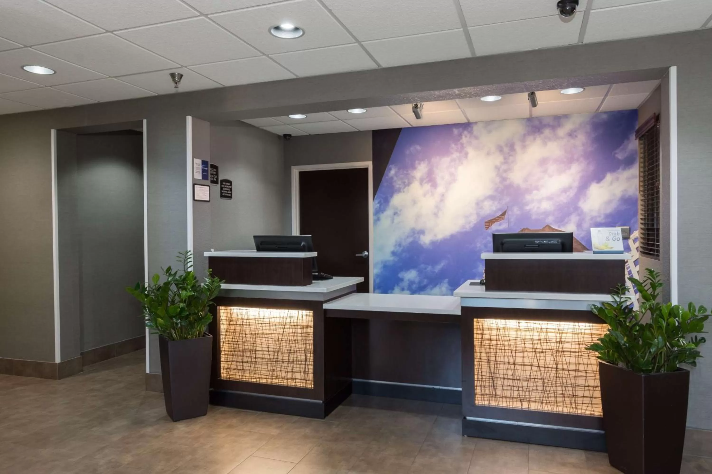 Lobby or reception in Best Western Plus Pineville-Charlotte South