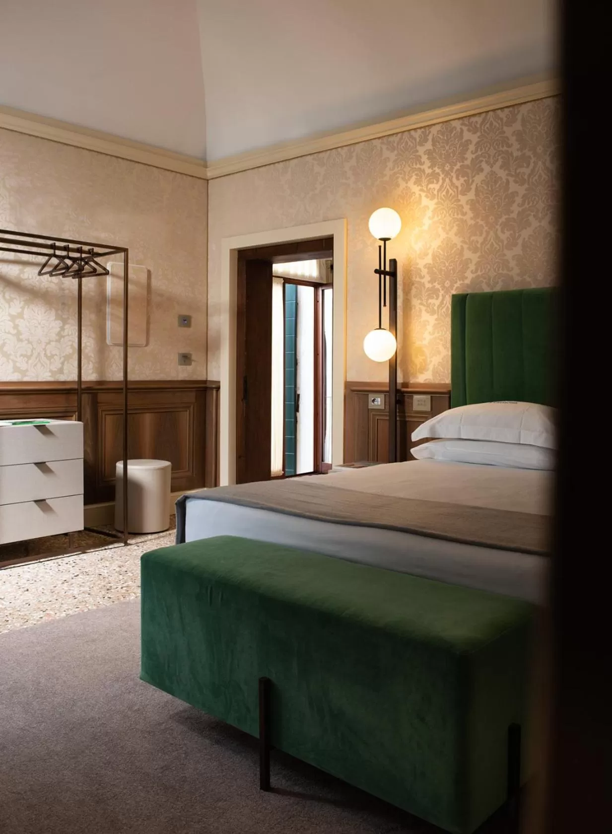 Photo of the whole room, Bed in Eight Venezia