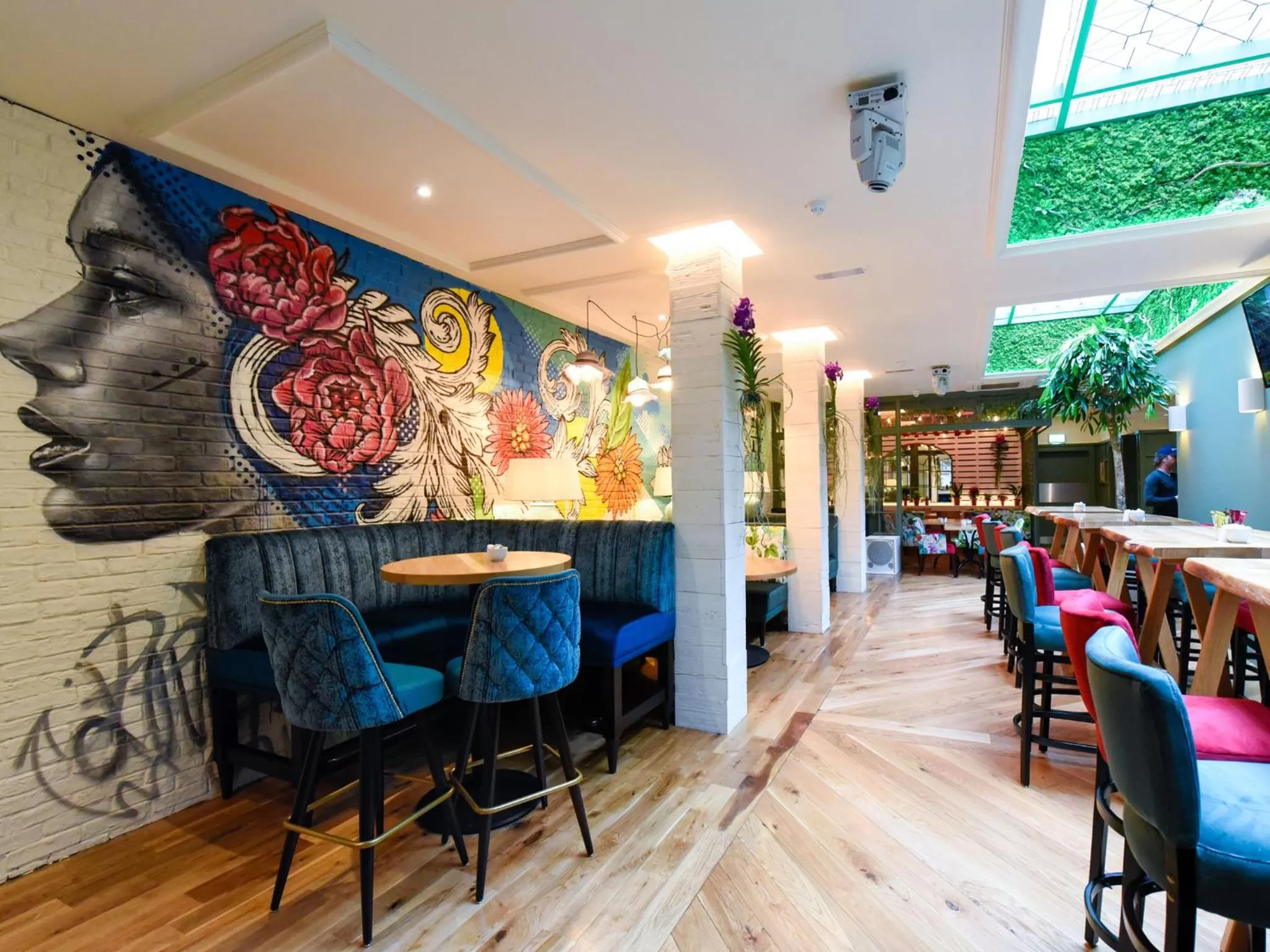 Restaurant/Places to Eat in Forster Court Hotel