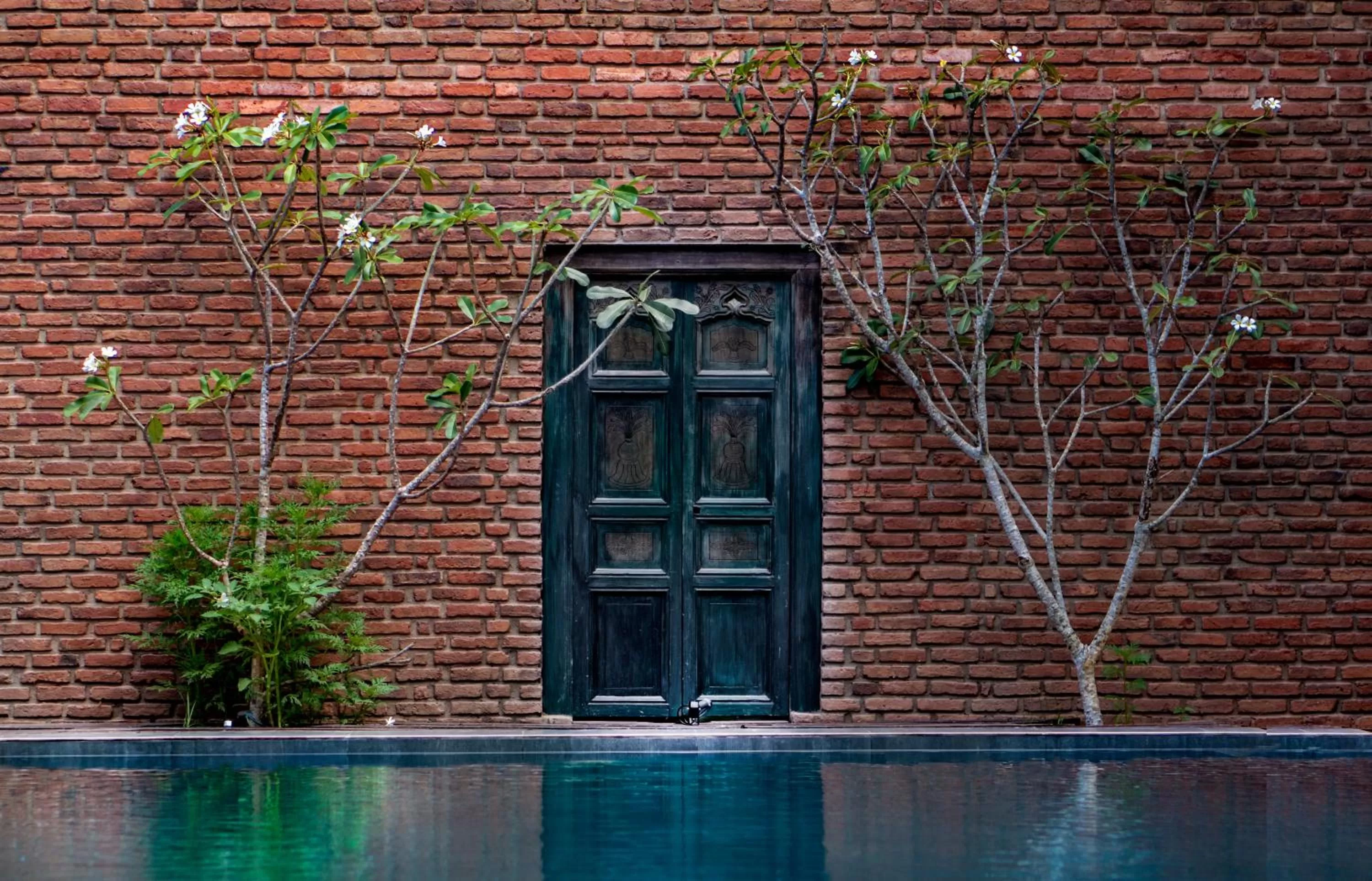 Swimming pool in Ayur Ayur Resort & Ayurveda Retreat