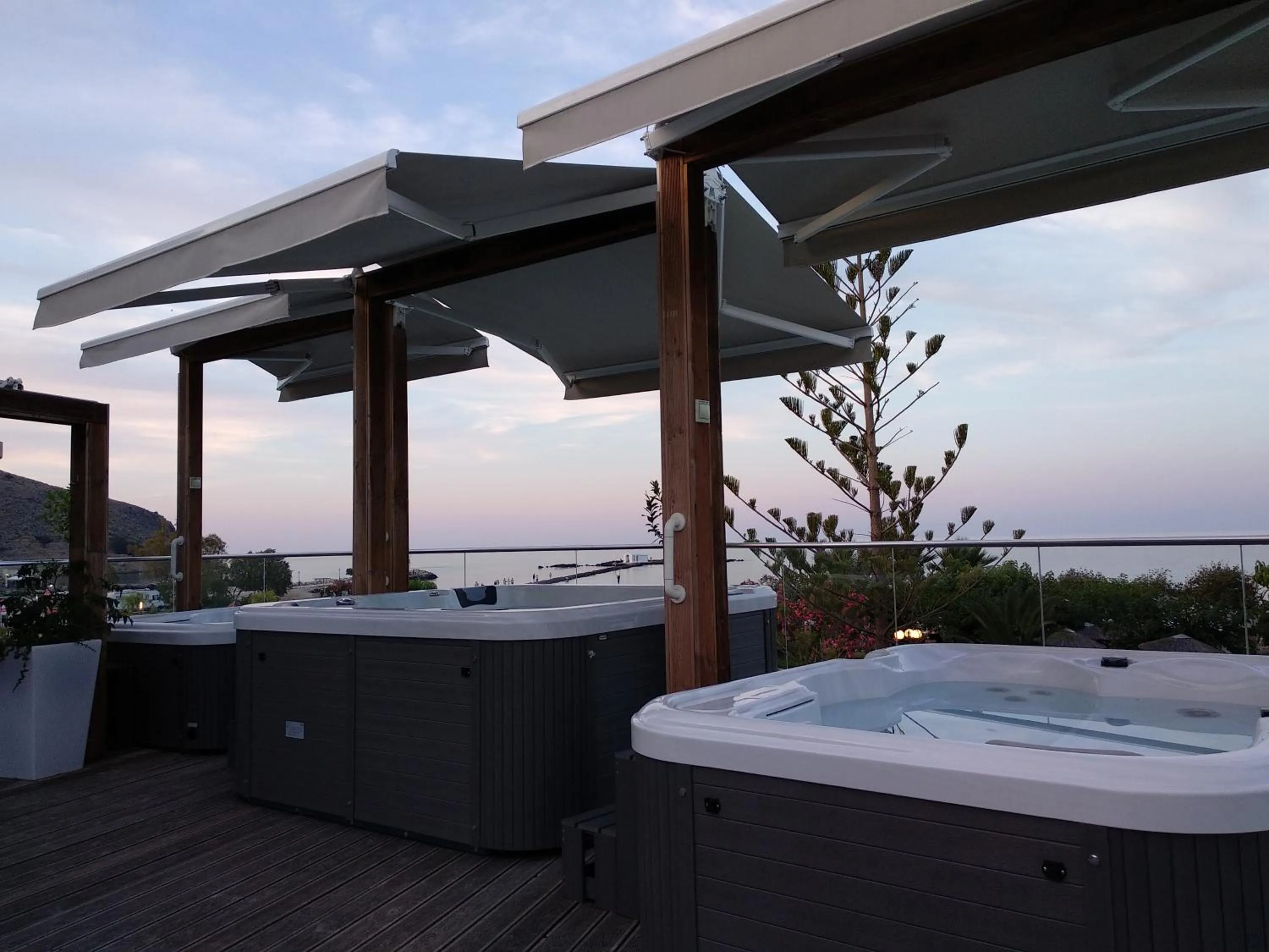 Hot Tub in Georgioupolis Beach Hotel