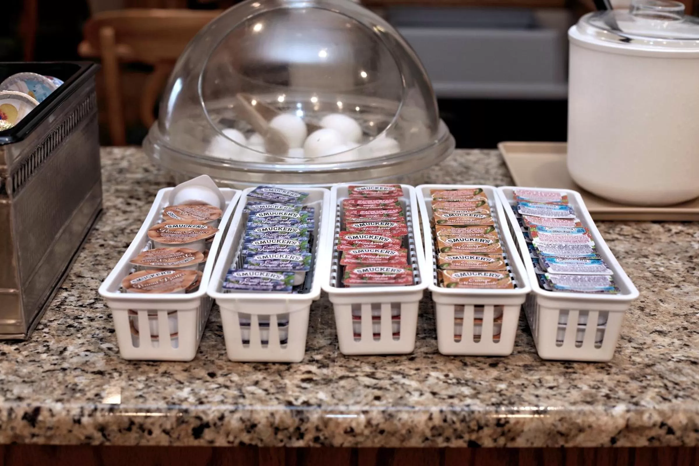 Breakfast in Lancaster Inn & Suites