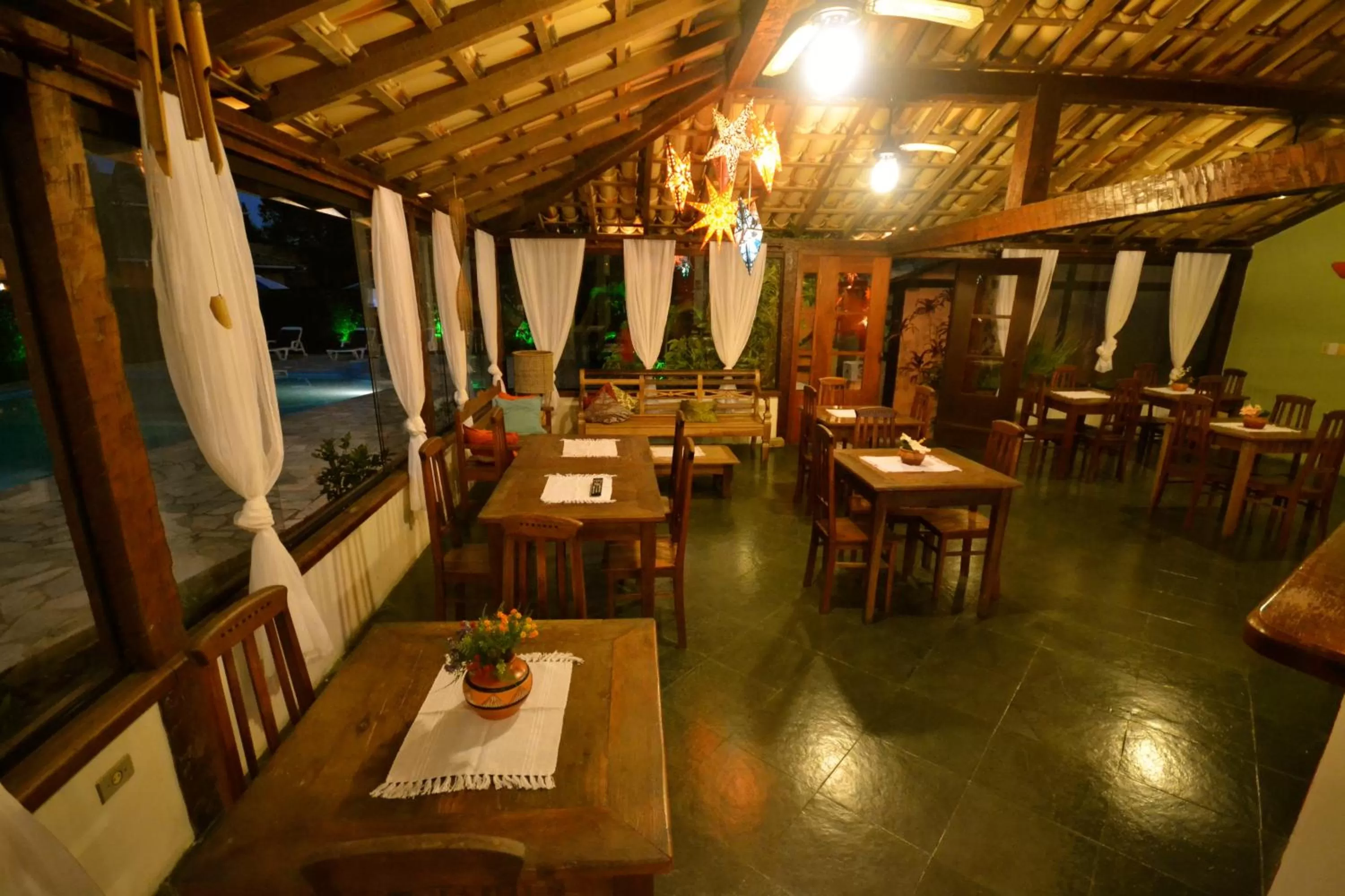 Night in Pousada Da Ferradura