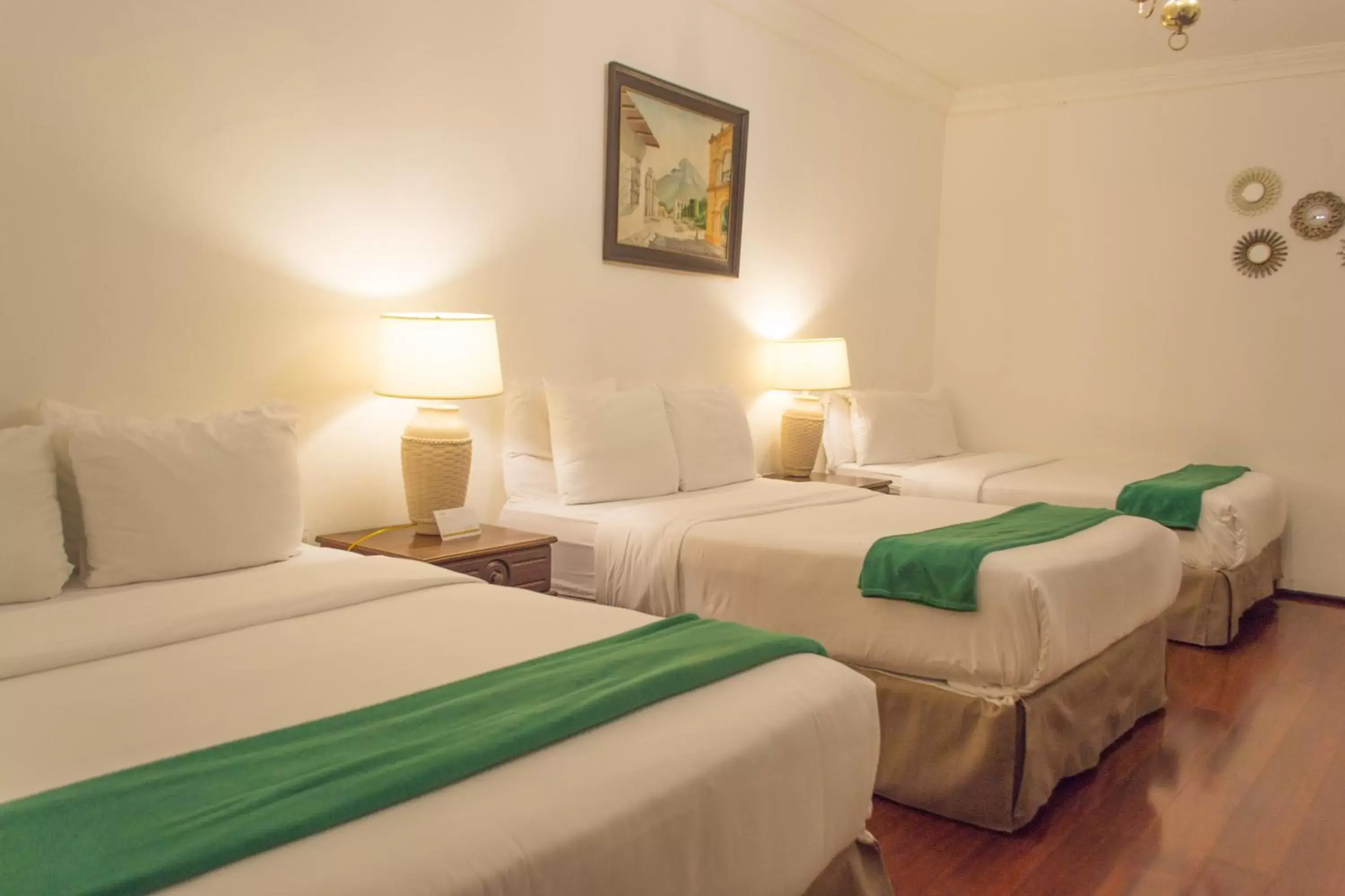 Standard Triple Room in El Carmen Hotel Standard Triple Room in El Carmen Hotel