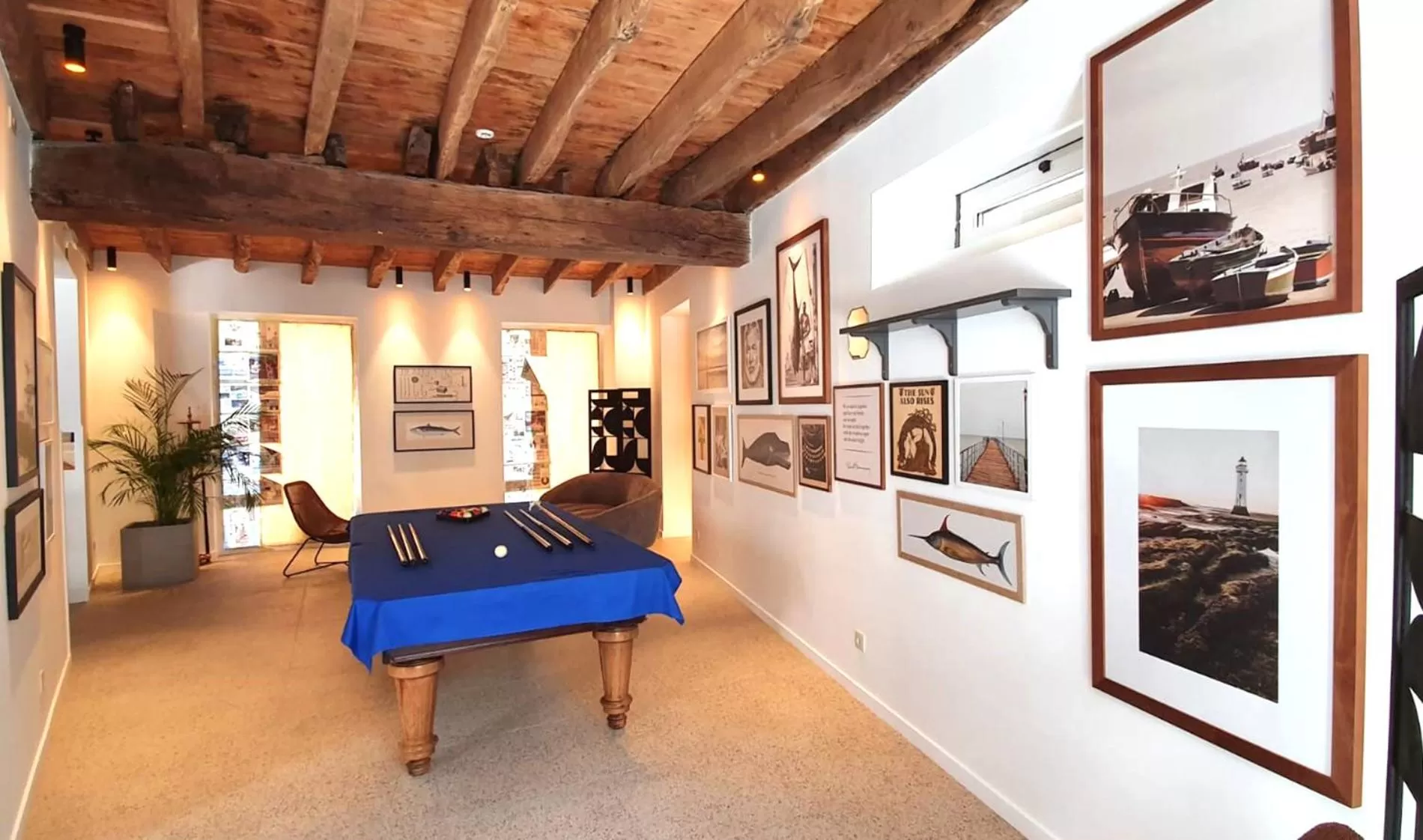 Property building in Pestana Fisherman Village