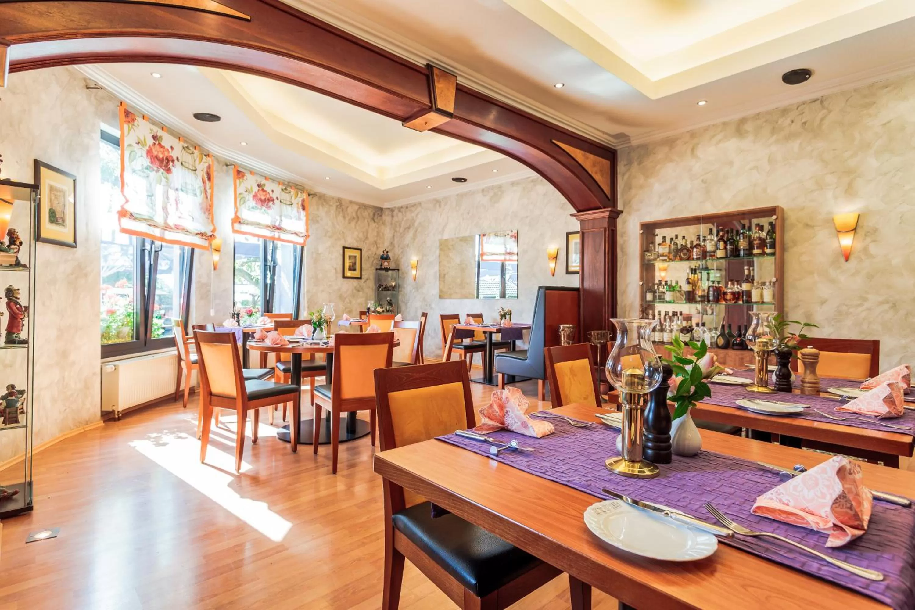 Restaurant/places to eat in Hotel Kasserolle