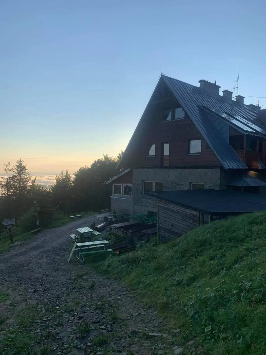 Schronisko PTTK na Jaworzynie Krynickiej