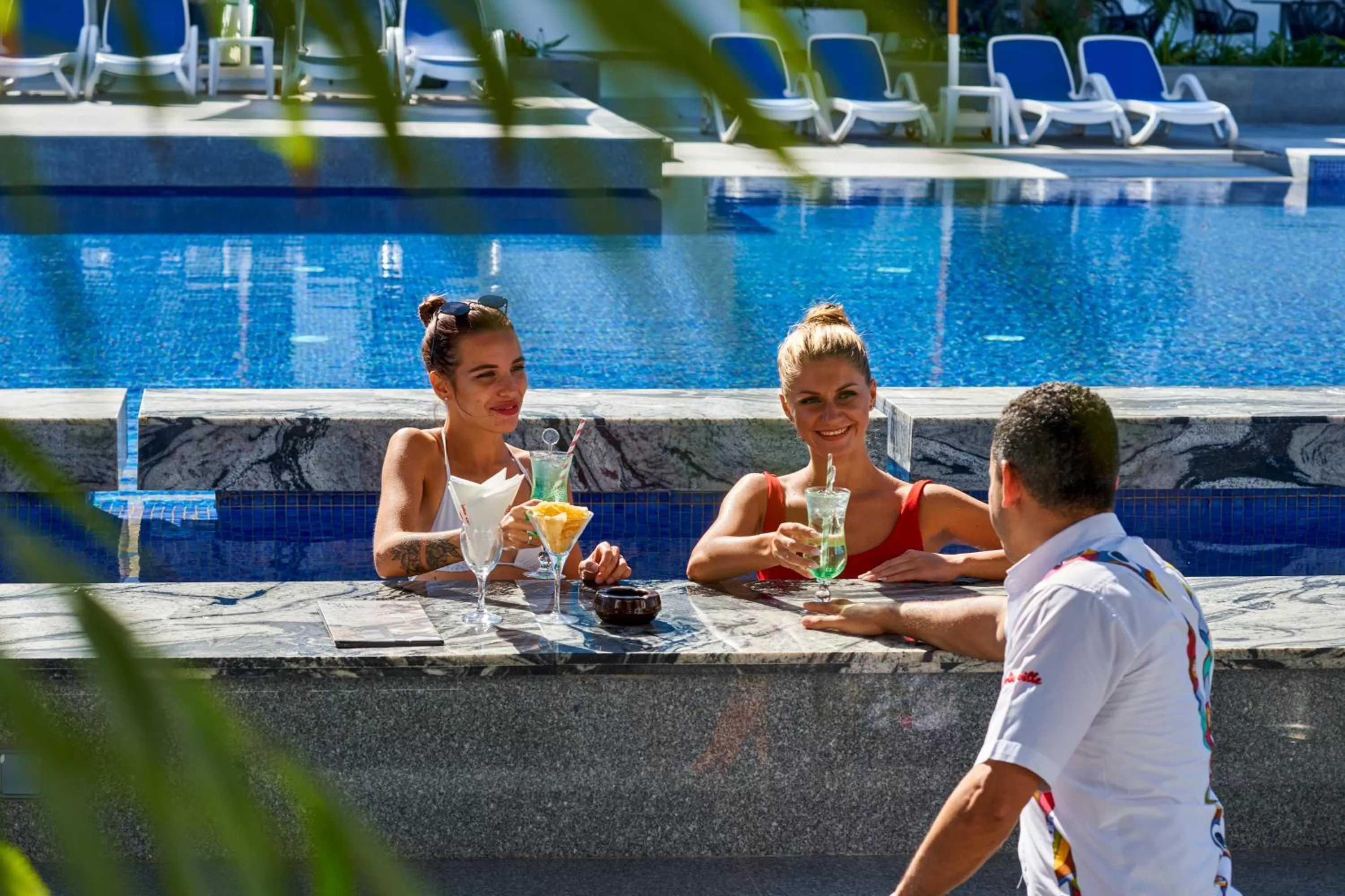 Lounge or bar in Maritim Jolie Ville Resort & Casino