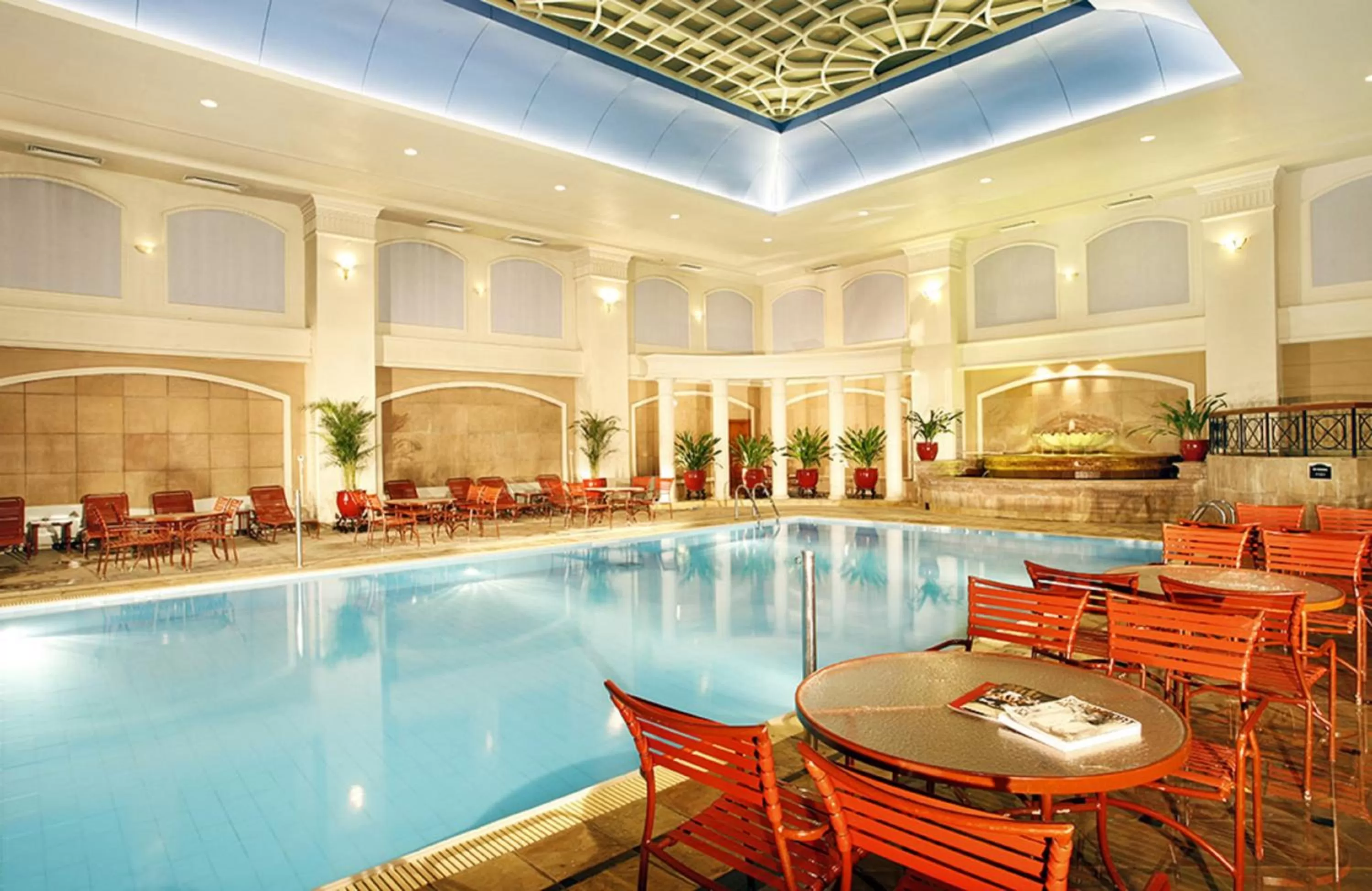 Swimming pool in Metropark Lido Hotel Beijing