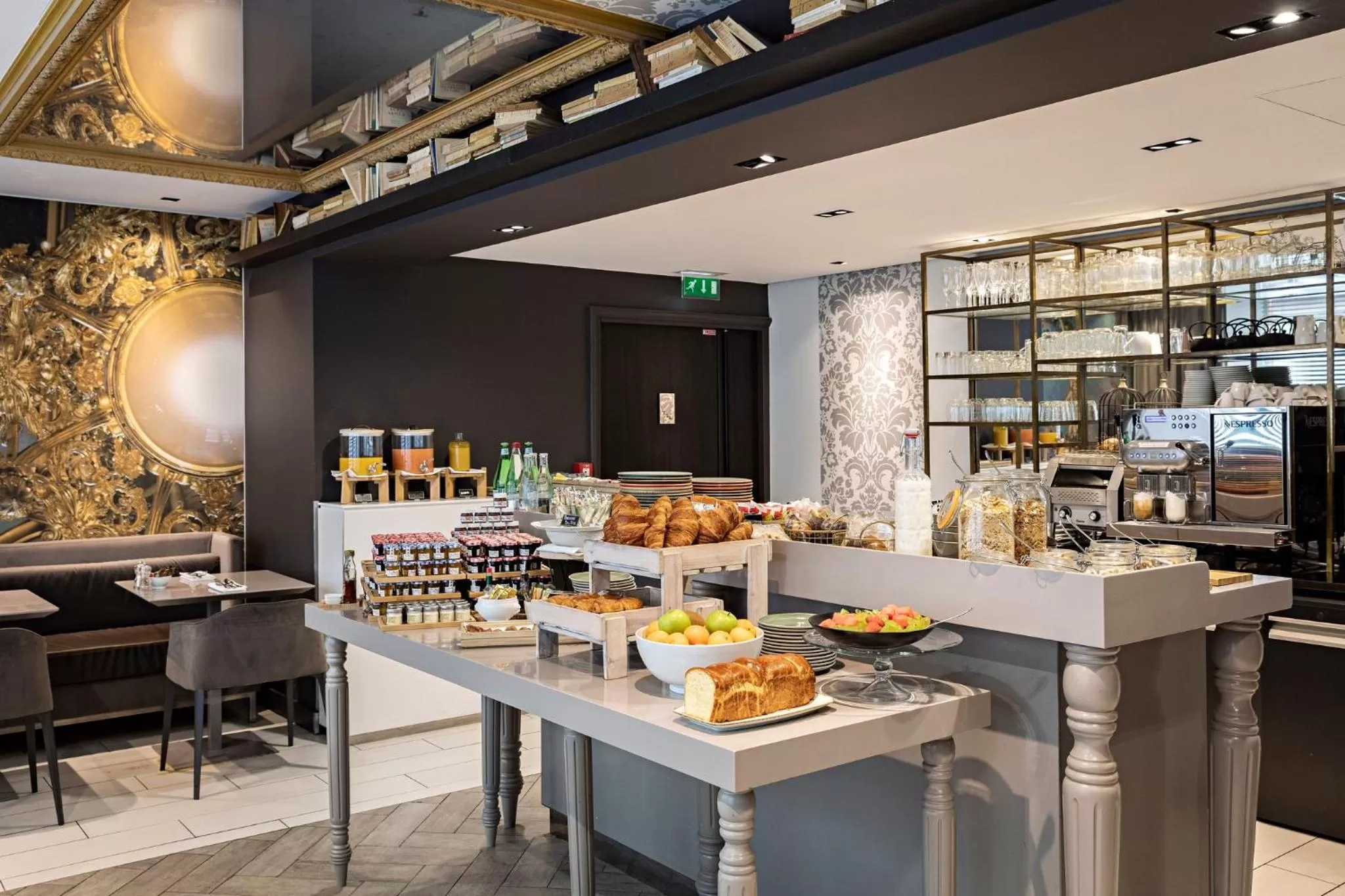 Restaurant/places to eat in Hotel Indigo Paris - Opera by IHG