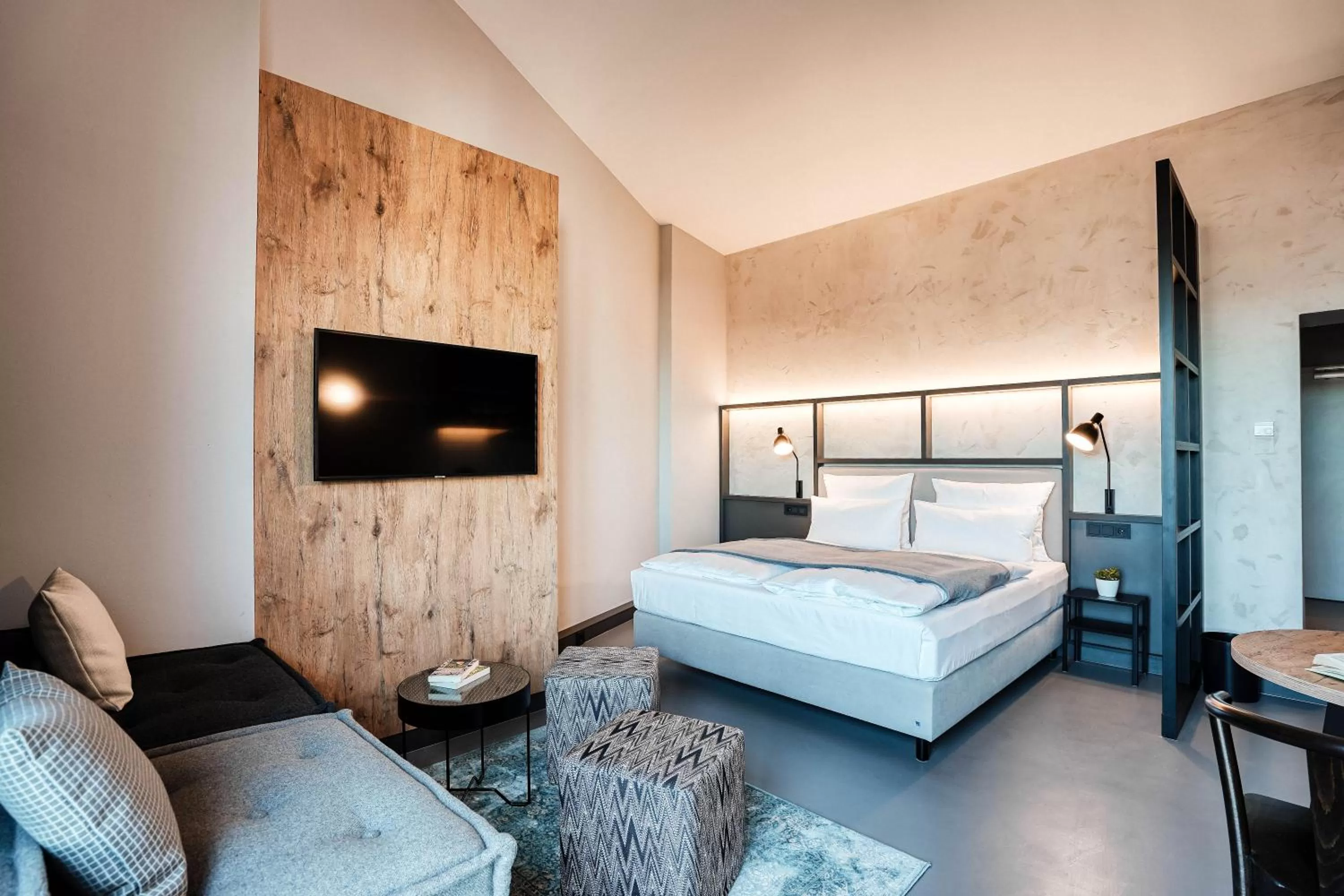 Bedroom, Bed in CLOUD No7 LOFTS