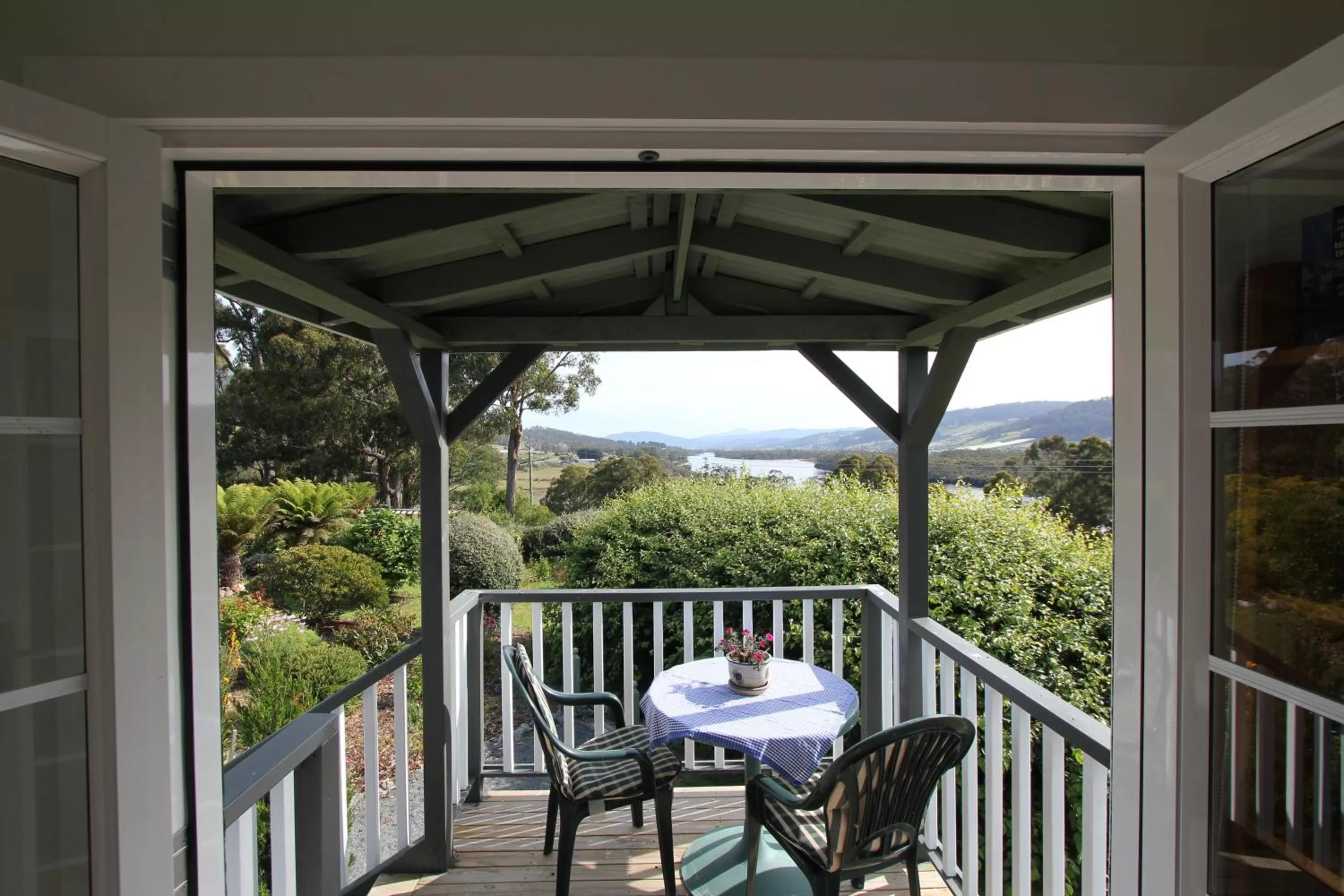 Patio in Hillside Bed and Breakfast