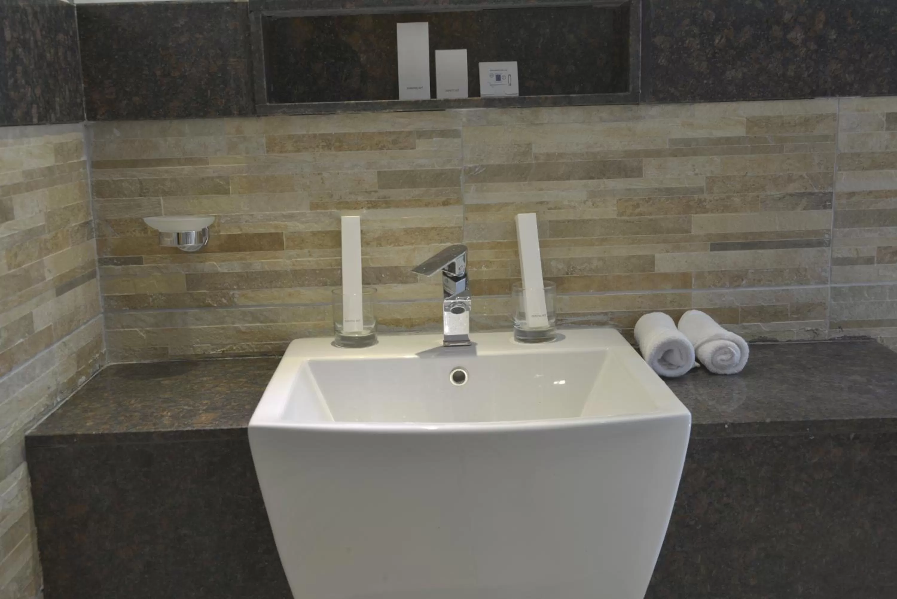 Bathroom in La Maison Royale