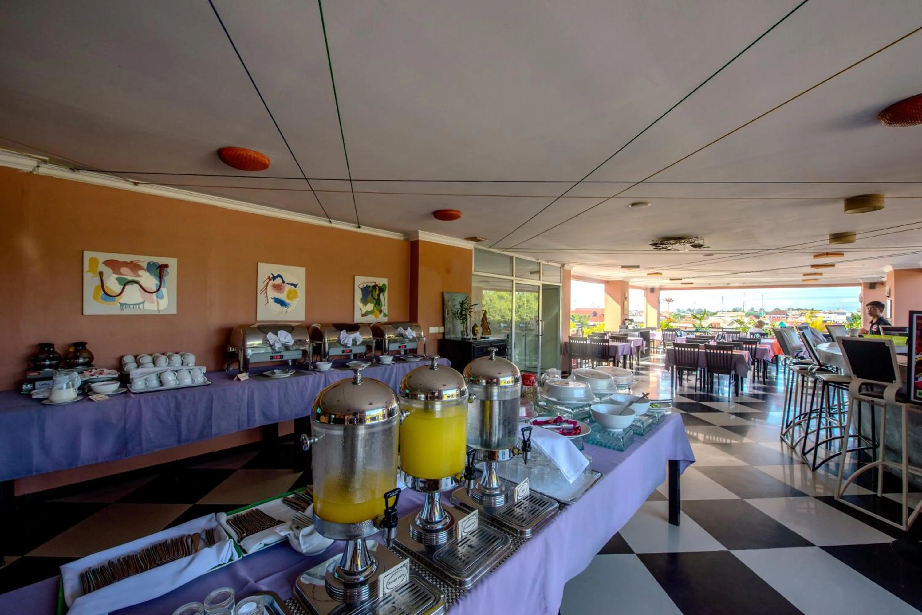 Restaurant/places to eat in Angkor Panoramic Boutique Hotel