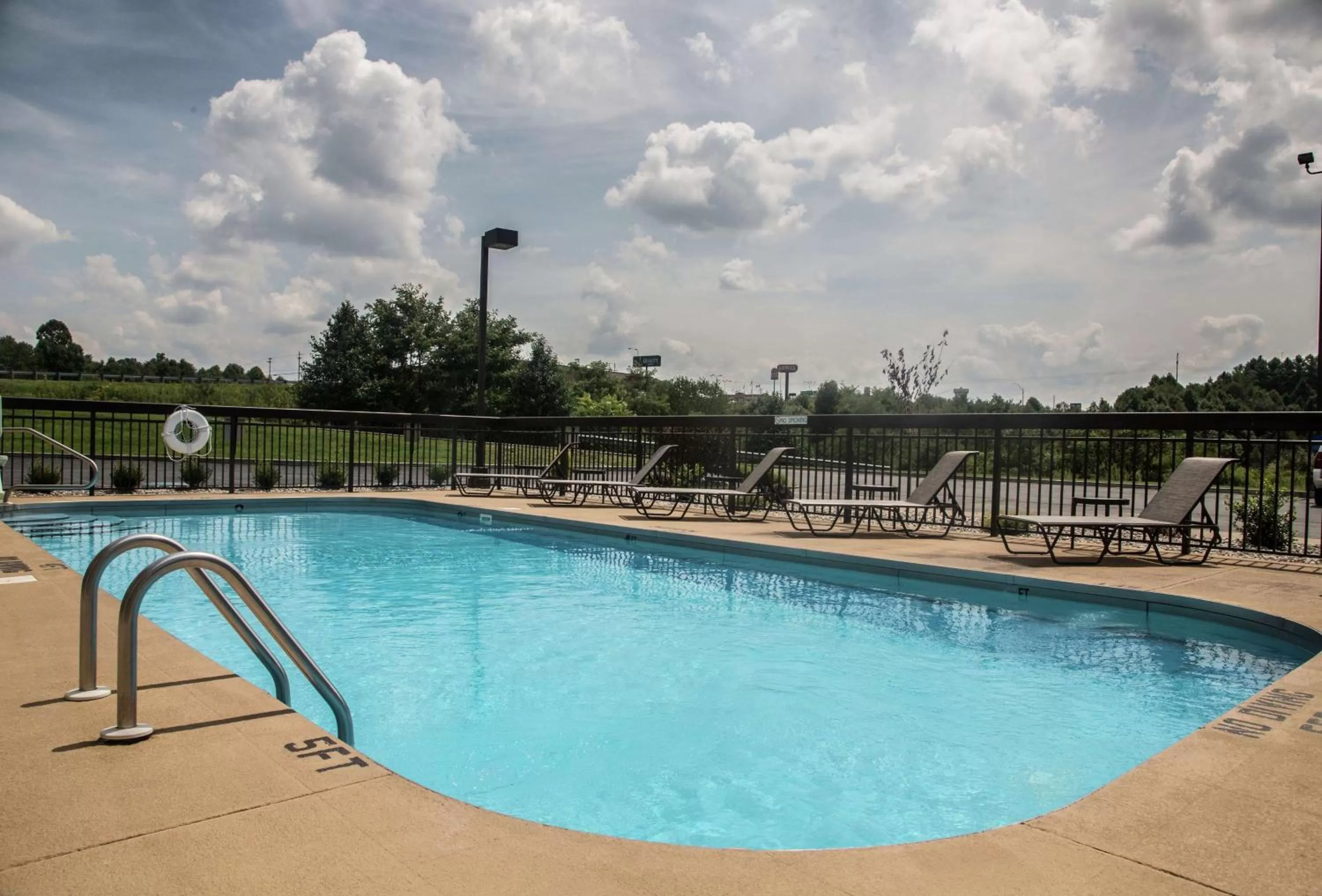 Pool view in Hampton Inn Summersville