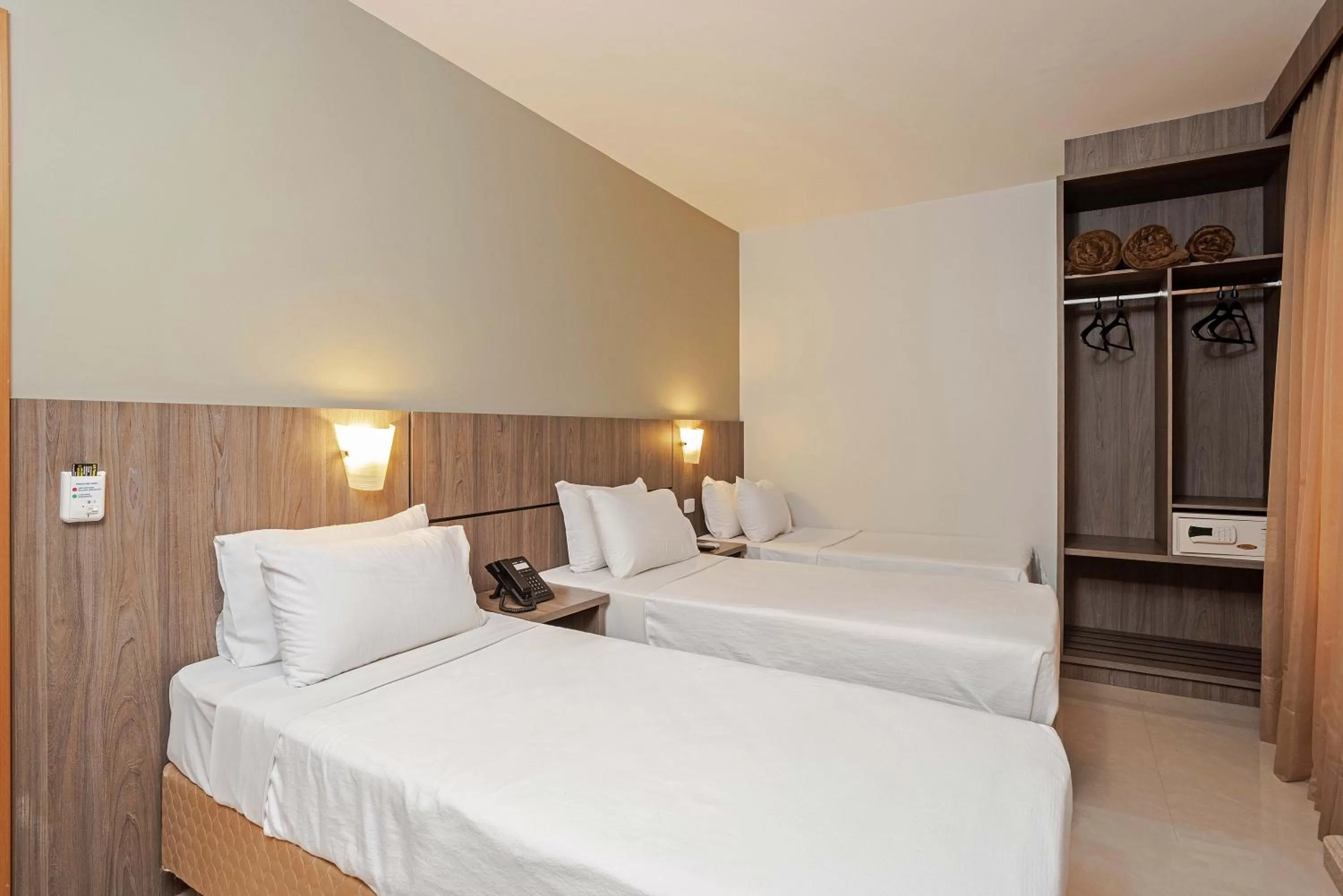 Bed in Slim Curitiba Av das Torres