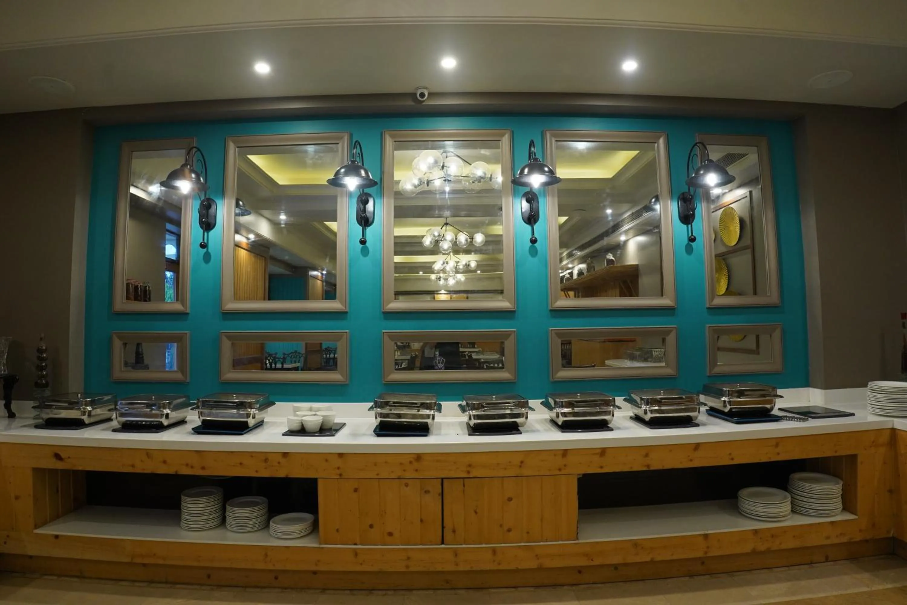 Restaurant/places to eat in Park Plaza Jodhpur