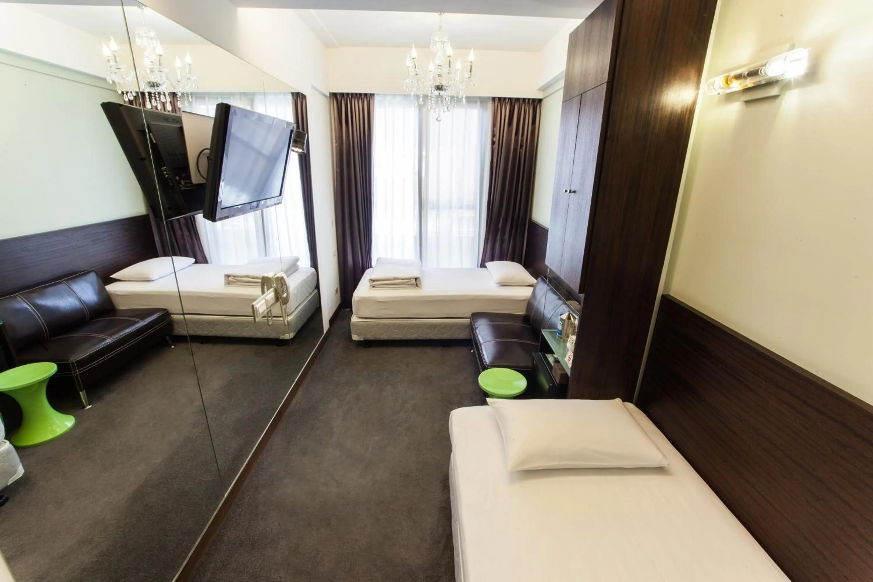 Photo of the whole room, Bed in Hotel Les Champs Hualien