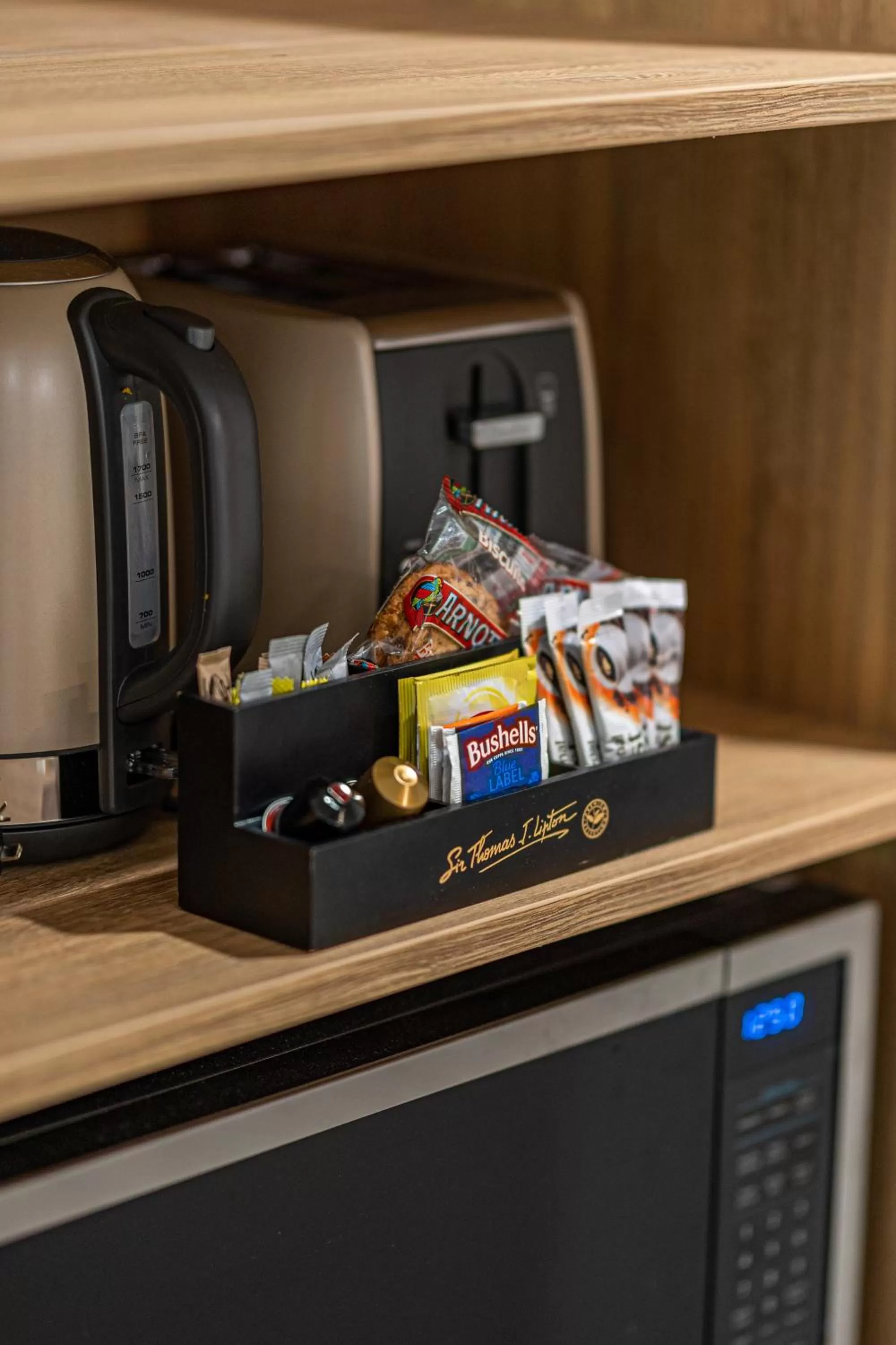 Coffee/tea facilities in Seahaven Resort