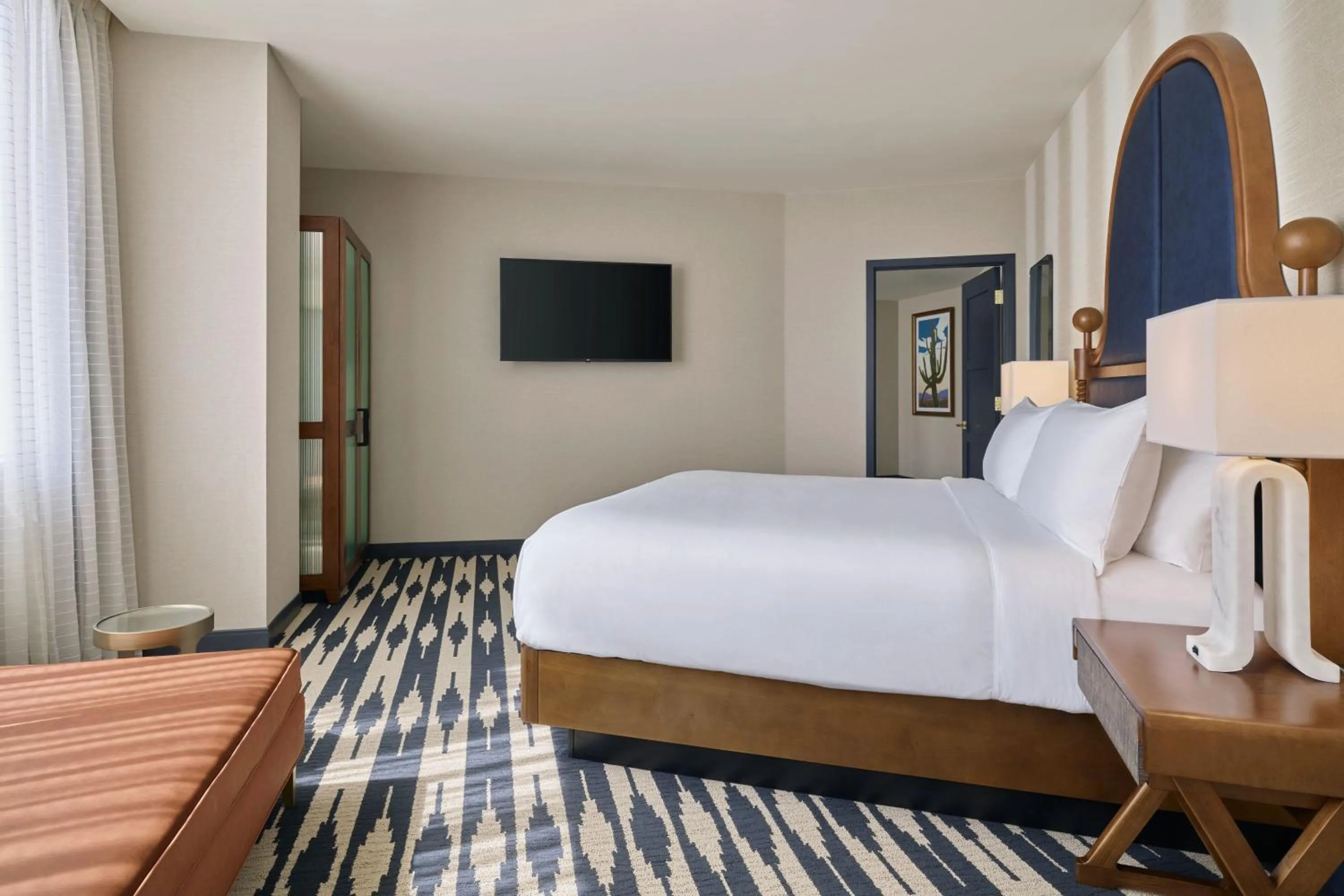 Photo of the whole room, Bed in The Leo Kent Hotel, Tucson, a Tribute Portfolio Hotel
