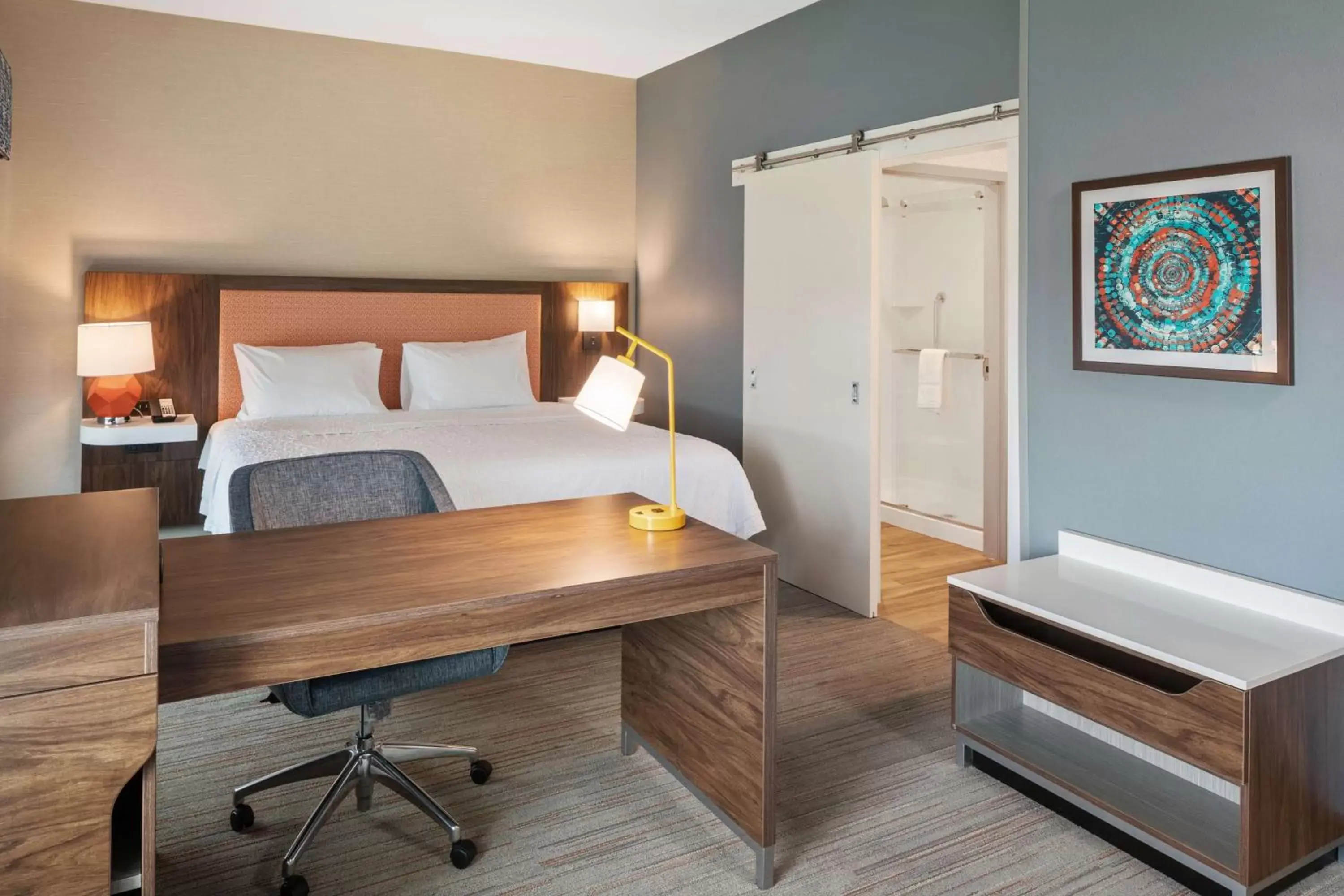 King Studio Suite - Non Smoking in Hampton Inn Circleville, Oh King Studio Suite - Non Smoking in Hampton Inn Circleville, Oh