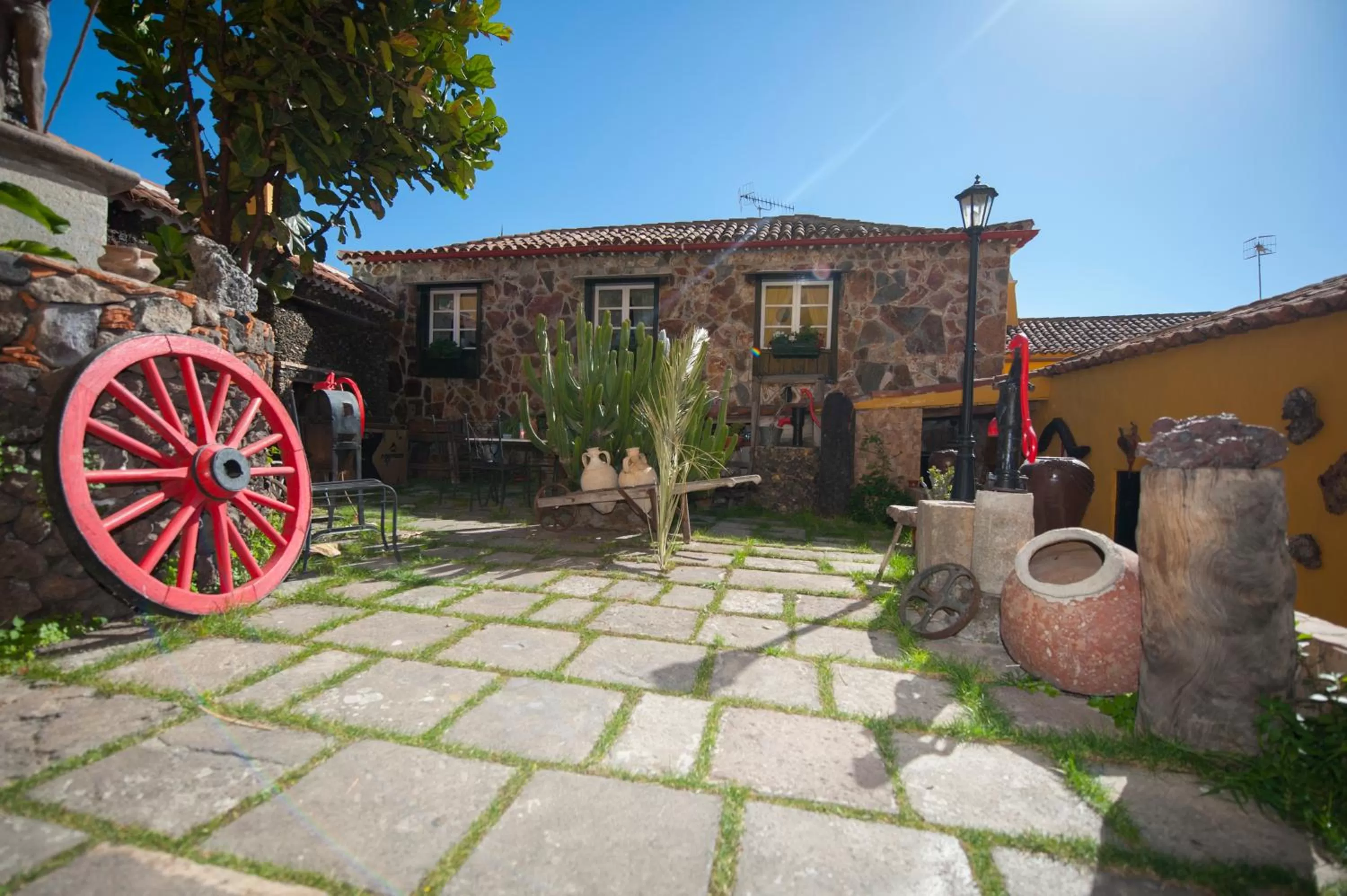 Patio in Hotel Rural Senderos de Abona